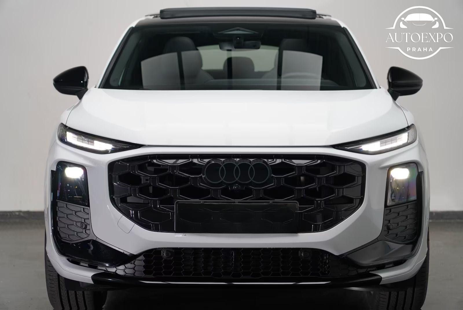 Audi Q3, Sportback TDI S LINE - fotka 2