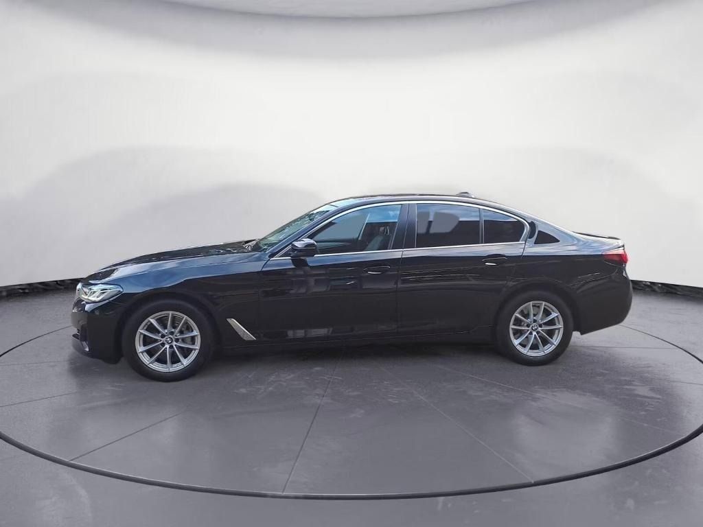 BMW Řada 5, 540 d xDrive Sport*Navi*Led* - fotka 6