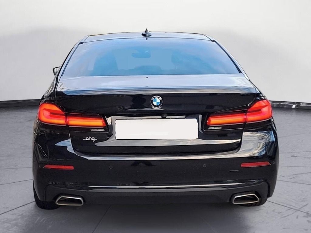 BMW Řada 5, 540 d xDrive Sport*Navi*Led* - fotka 4