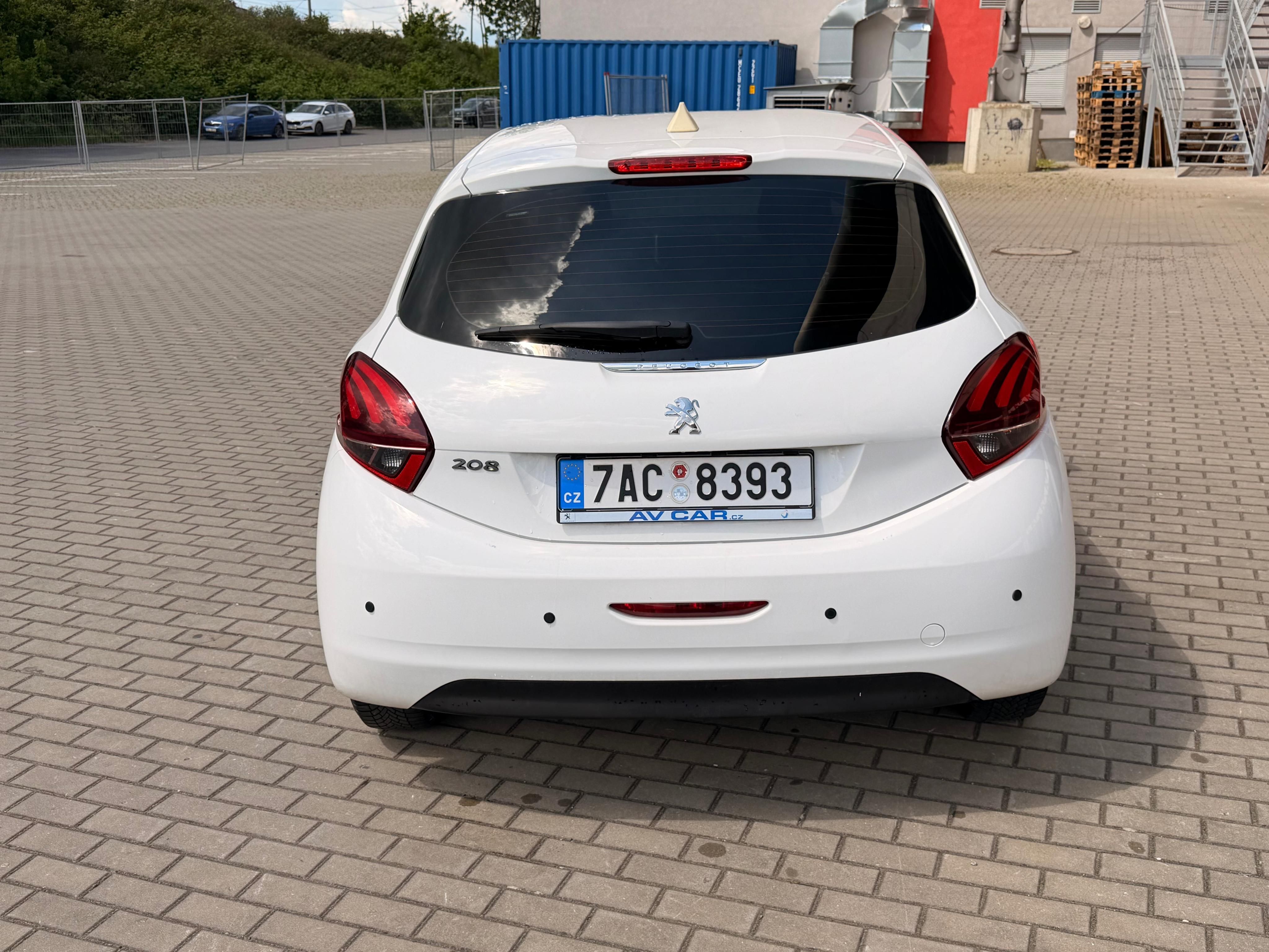 Peugeot 208, 1,6HDI, 55kw, Původ ČR, L+Z - fotka 4