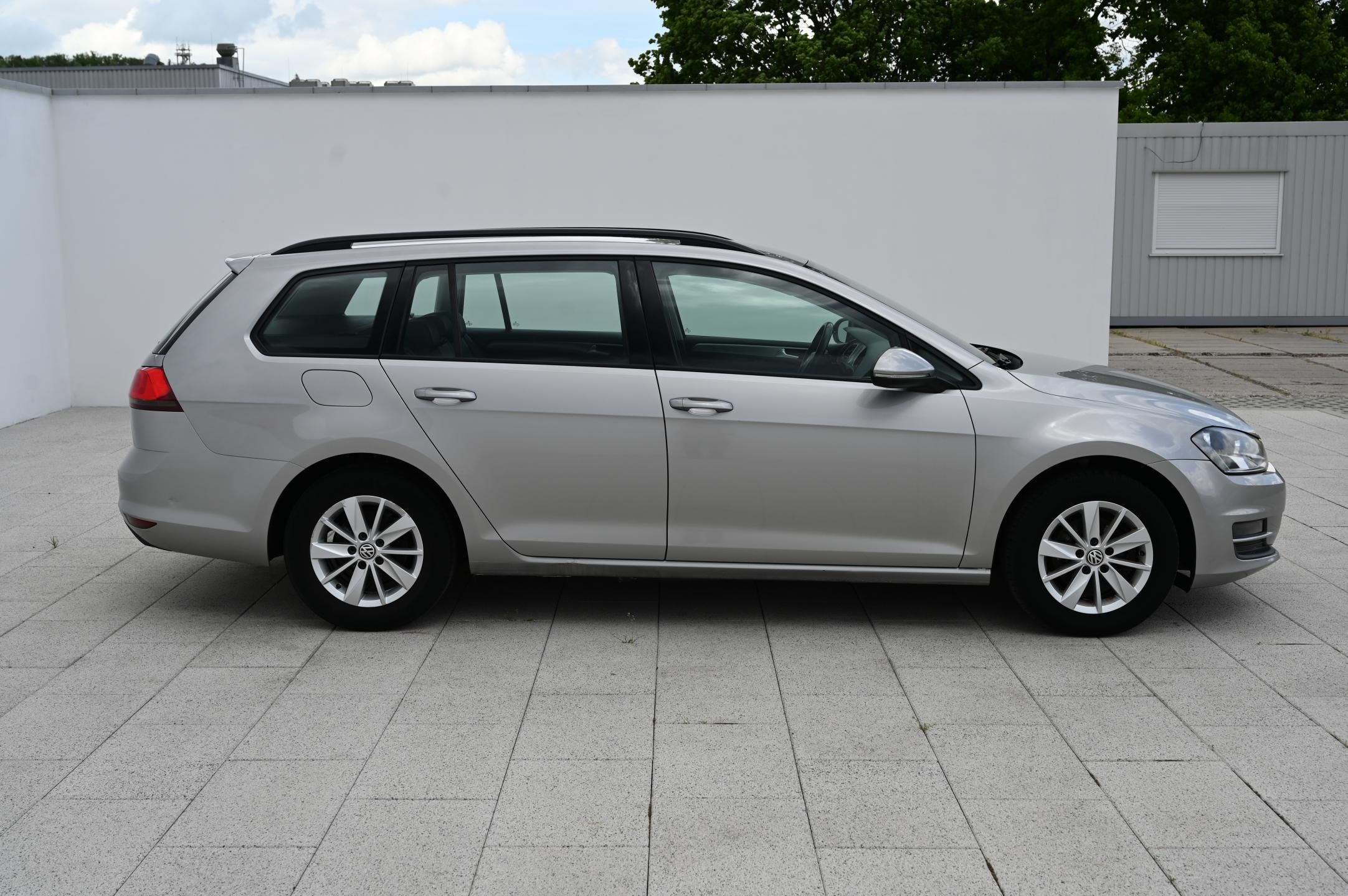 Volkswagen Golf, VII 1.2TSI 77KW Comfort 3/2014 - fotka 4