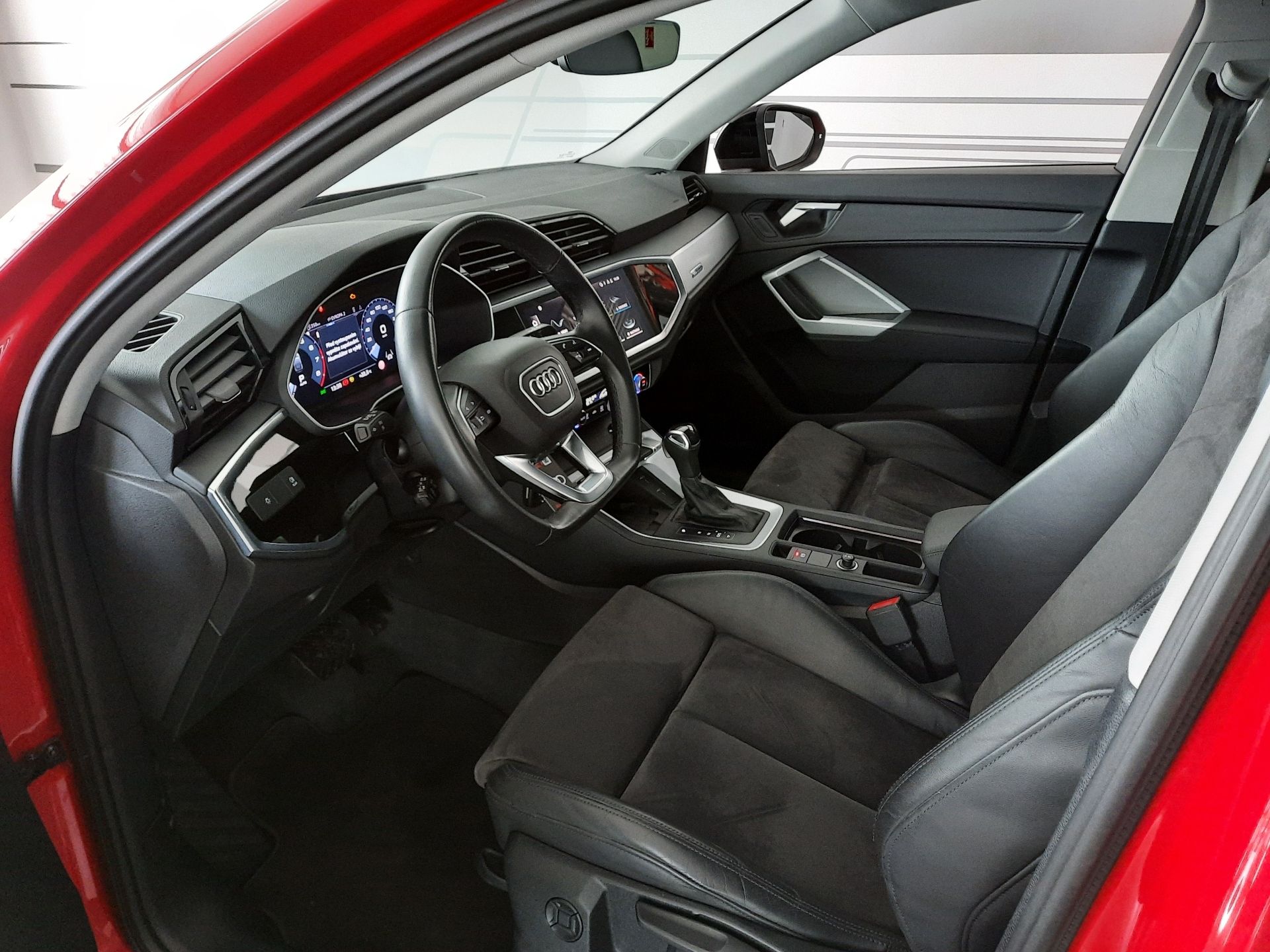 Audi Q3, 1.5 TFSI (110kW/150k) S Tronic - fotka 6