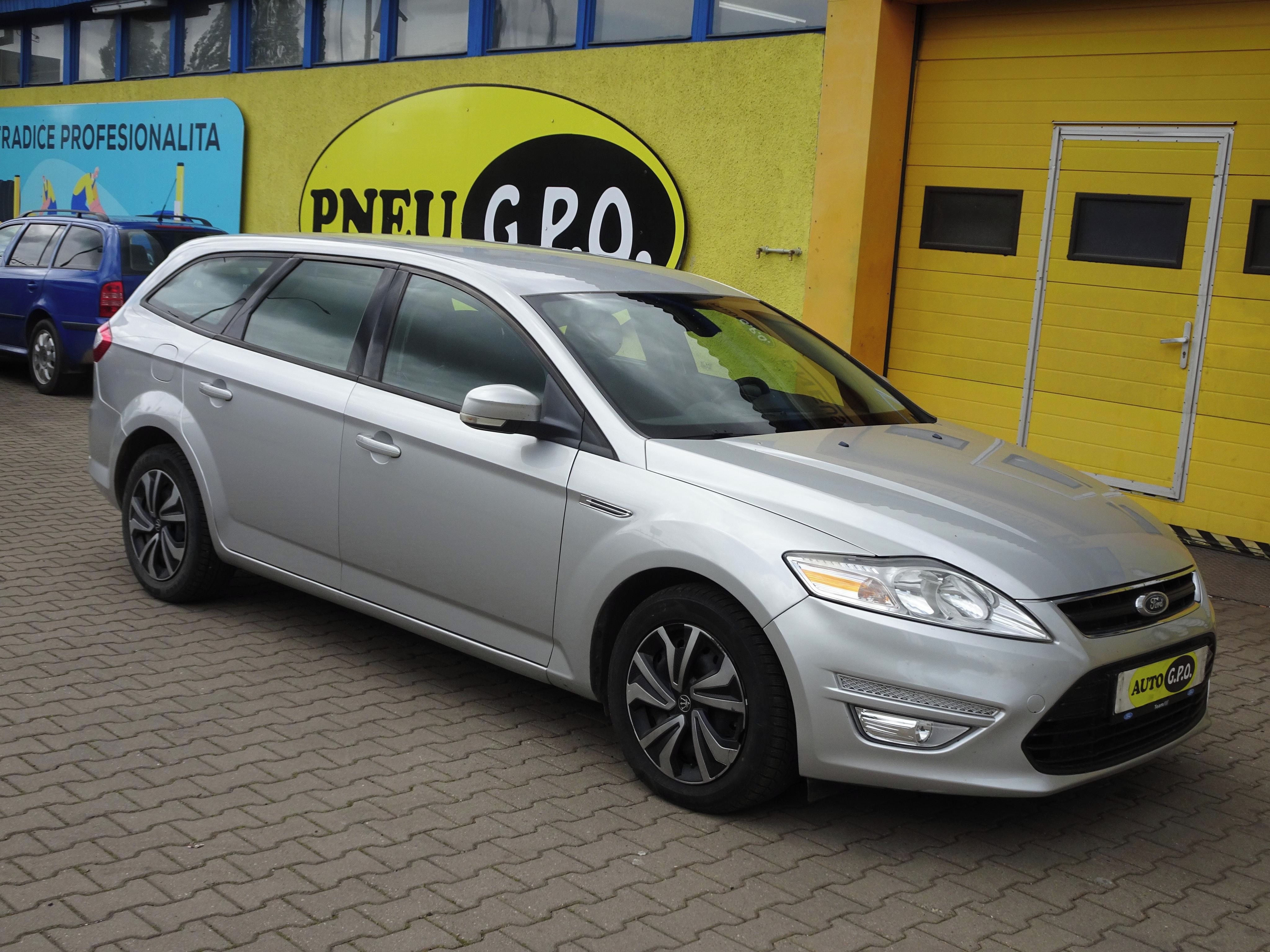 Ford Mondeo - fotka 3
