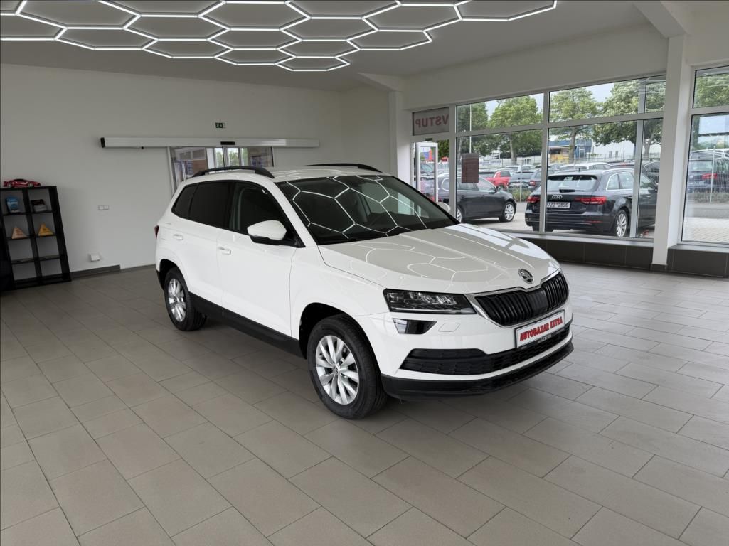 Škoda Karoq, 2,0 TDi, DSG,NAVI,TZ,LED - fotka 3
