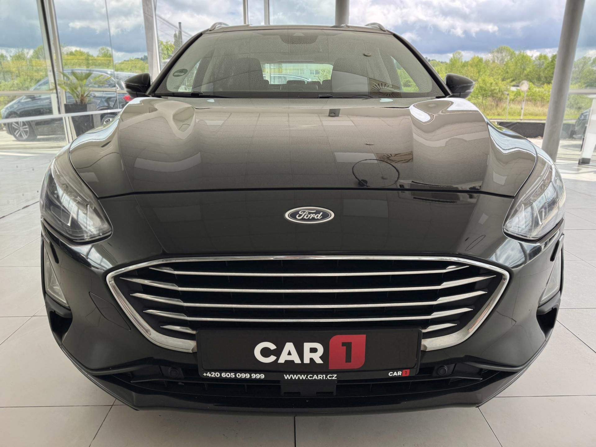 Ford Focus, 1,5EB*88kW*AUT*Titanium*Kamera - fotka 3
