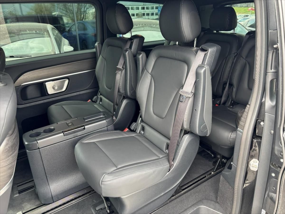 Mercedes-Benz Třídy V, 2,0 300 d / Exclusive / L / 4M - fotka 5