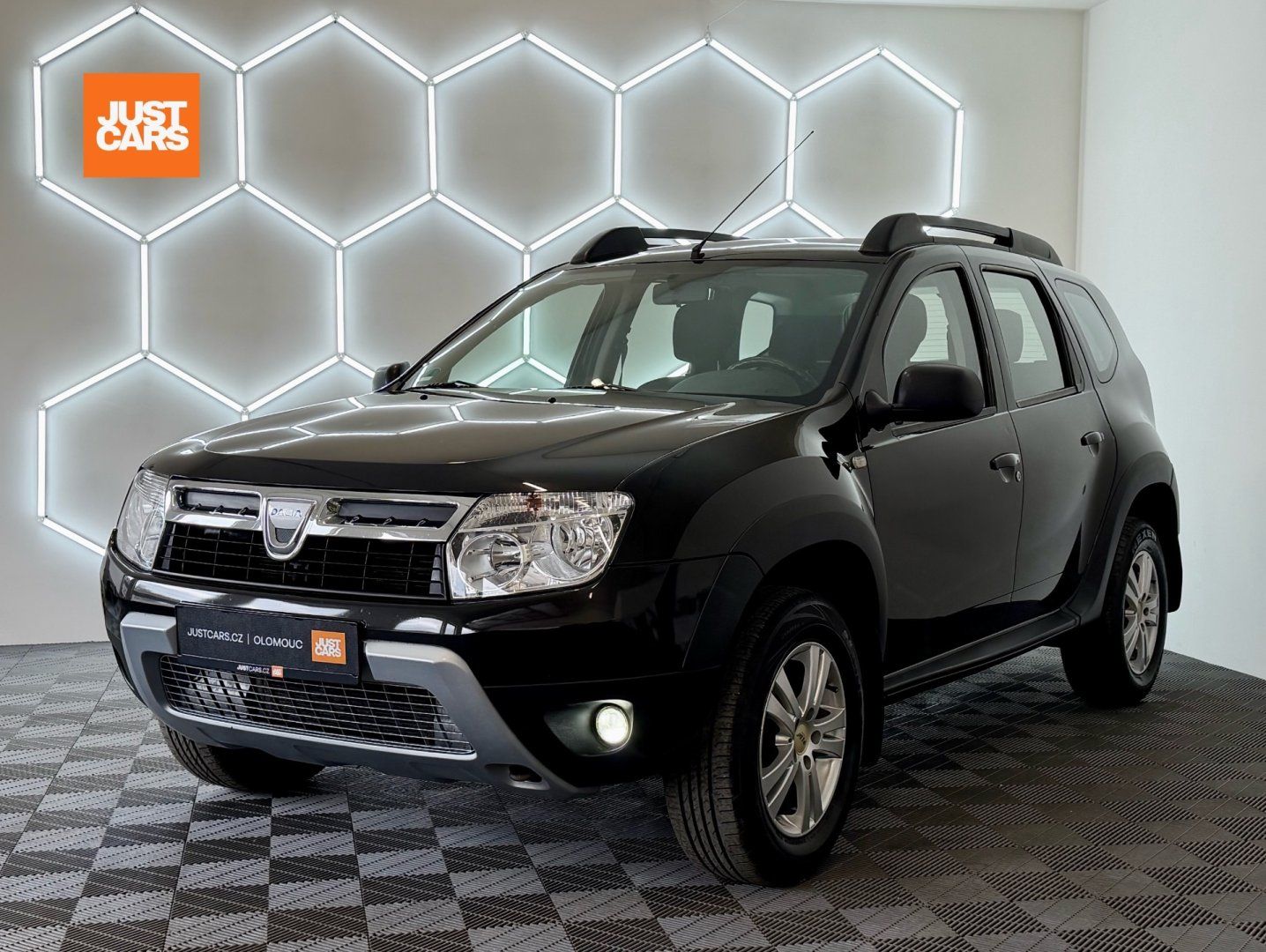 Dacia Duster, 1.6 16V Laureate/SERV.KN./TZ