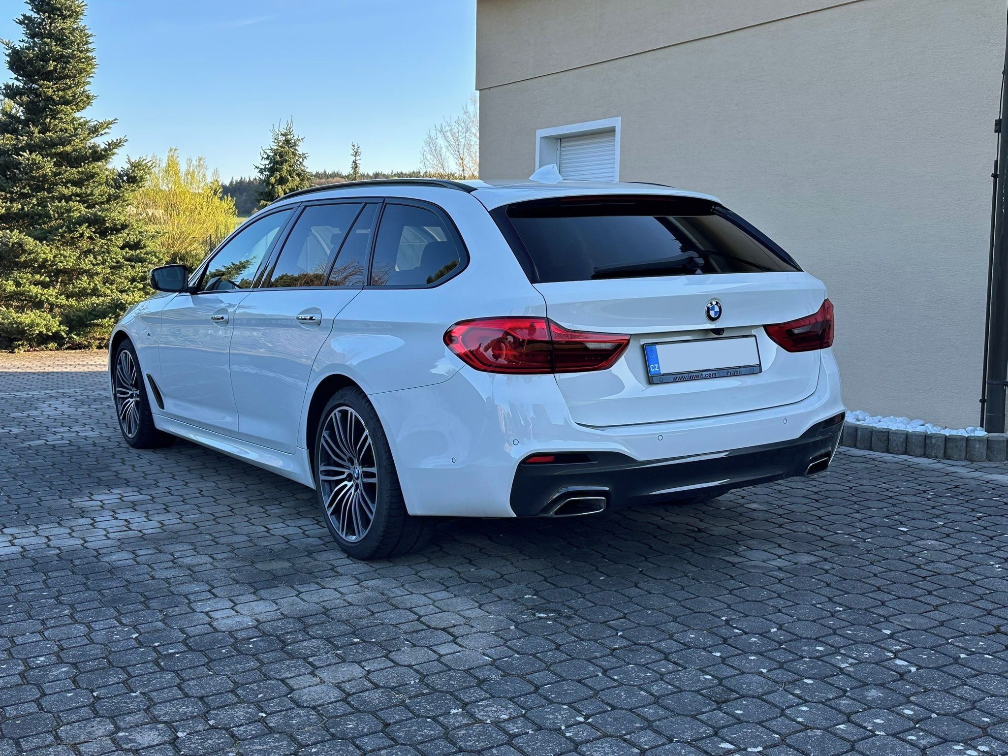 BMW Řada 5, BMW 530d xDrive Mpaket, Adapt. - fotka 5