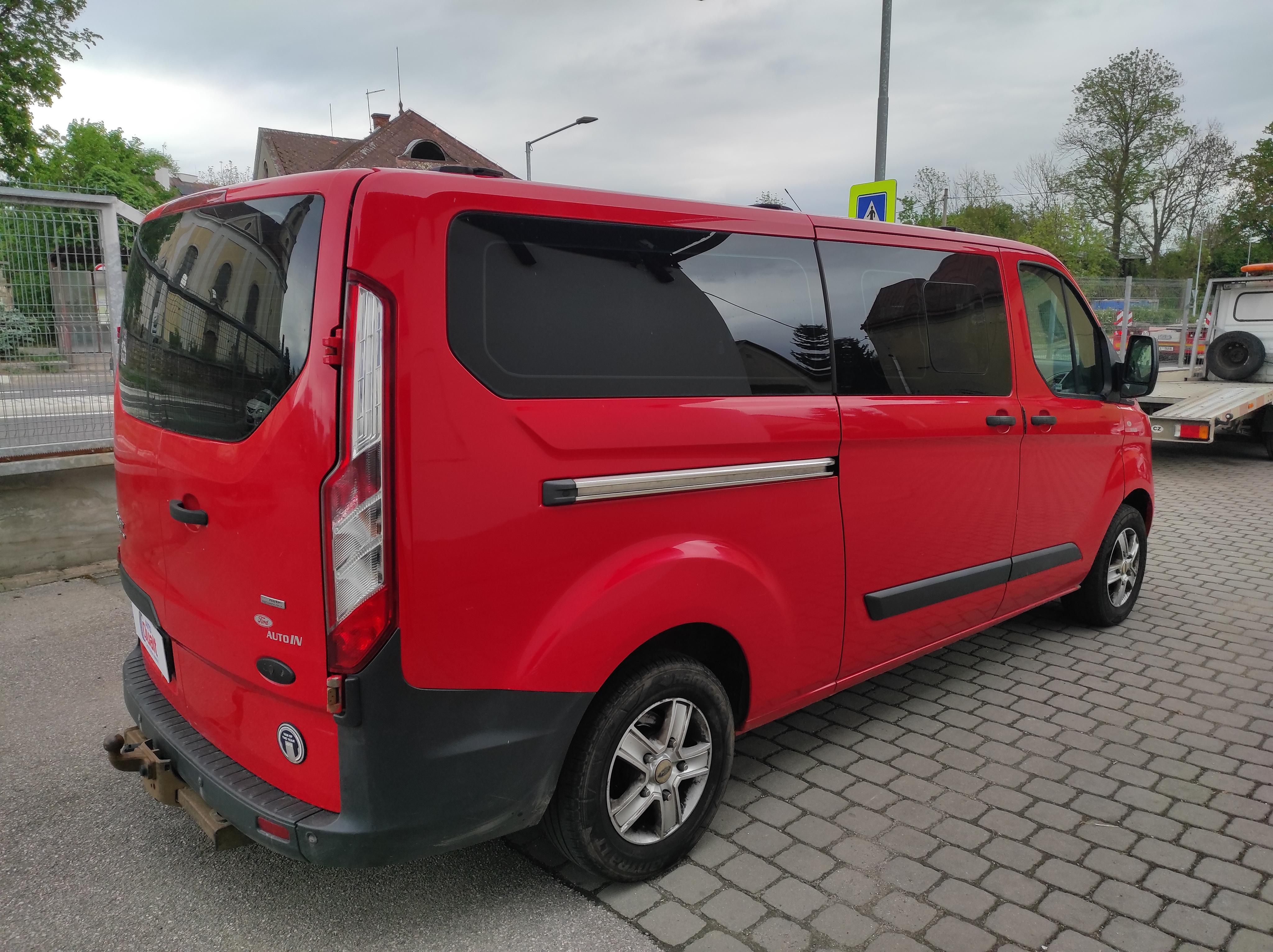 Ford Transit Custom, 2.2 TDCi ČR, 9 MÍST, ZÁVĚS,DPH - fotka 5