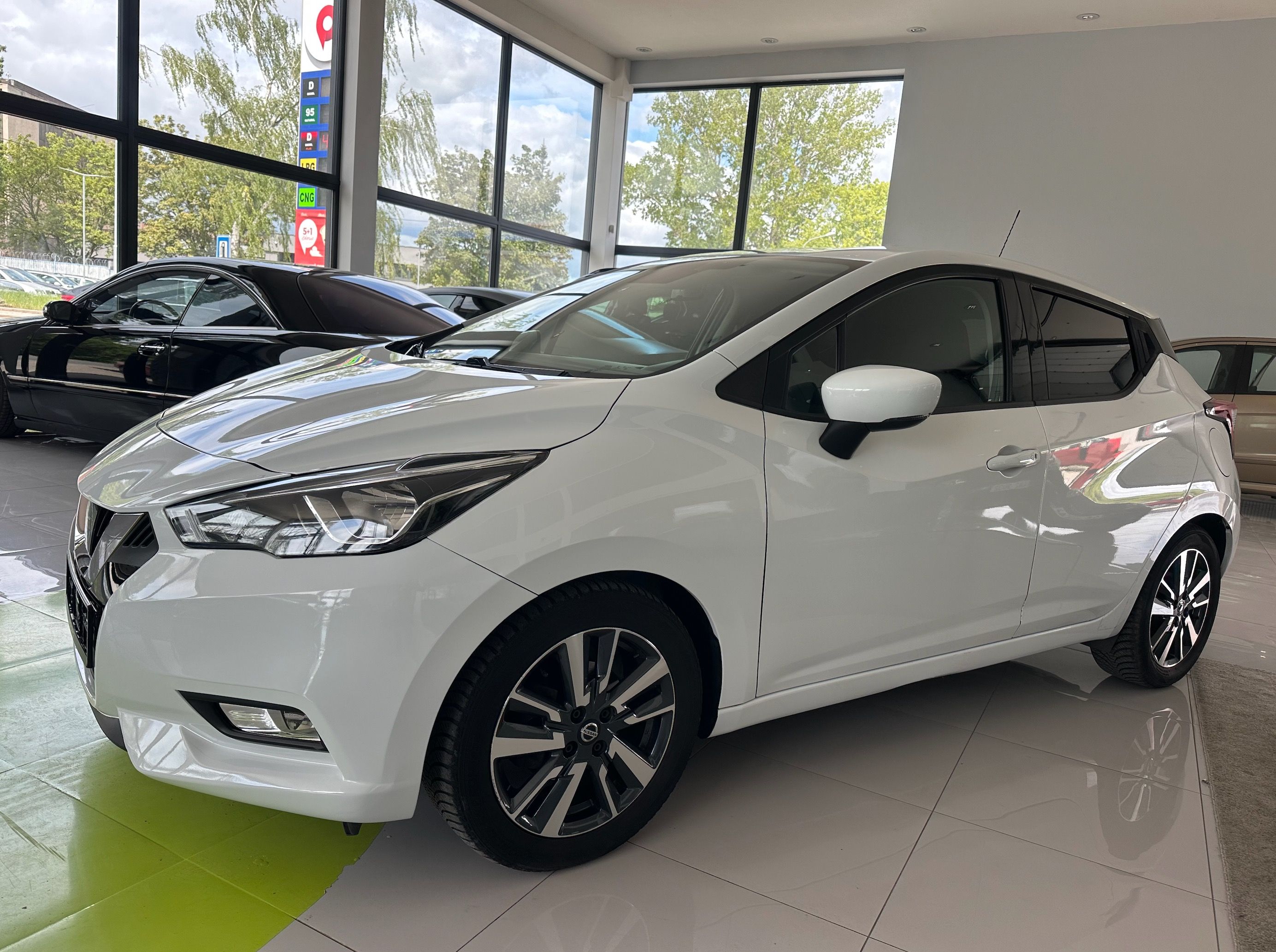 Nissan Micra, 0.9 BENZIN 66kW - fotka 4