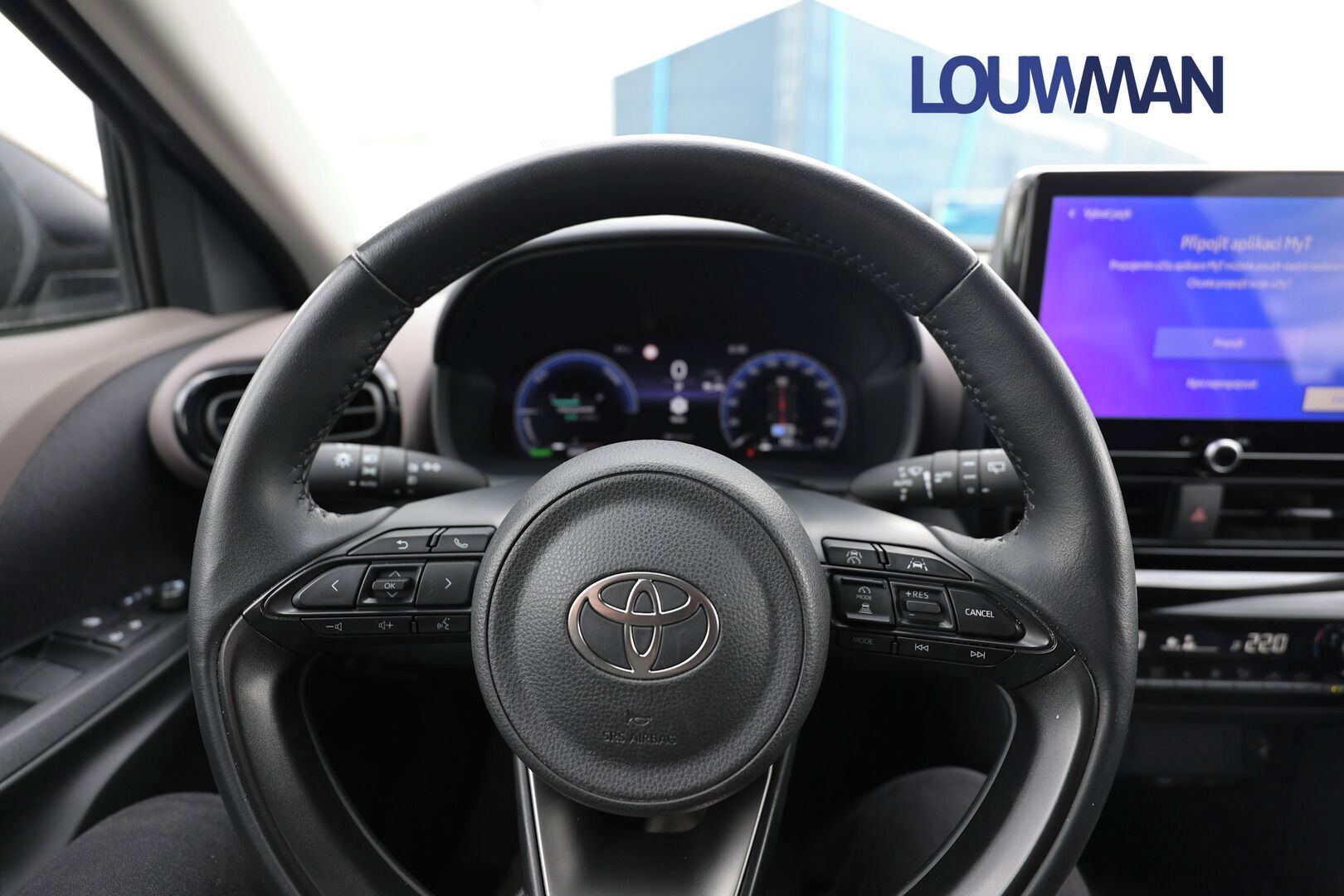 Toyota Yaris Cross, AT EXECUTIVE TECH - fotka 5