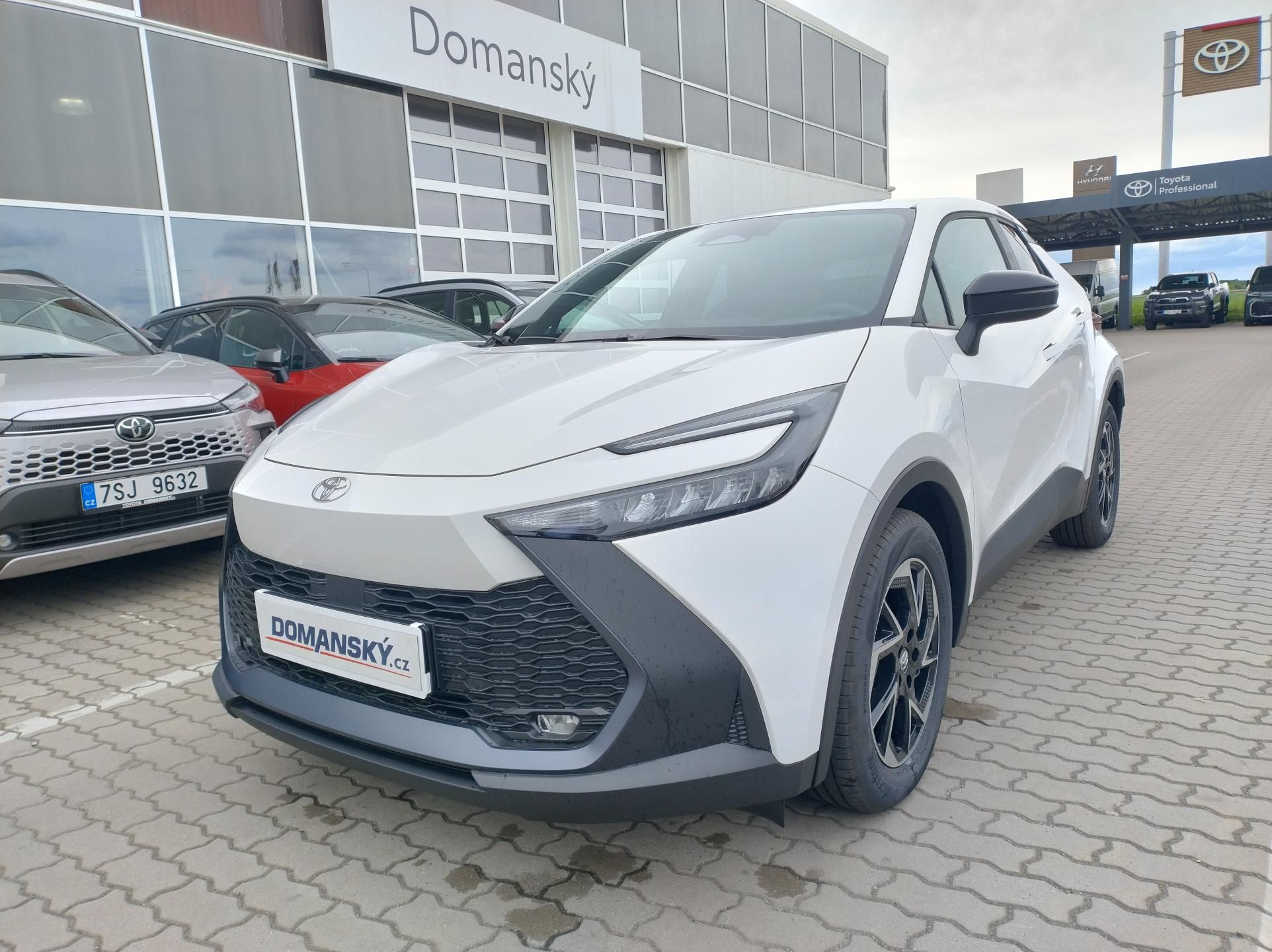 Toyota C-HR, 1.8 FHEV COMFORT BUSINESS+ - fotka 2