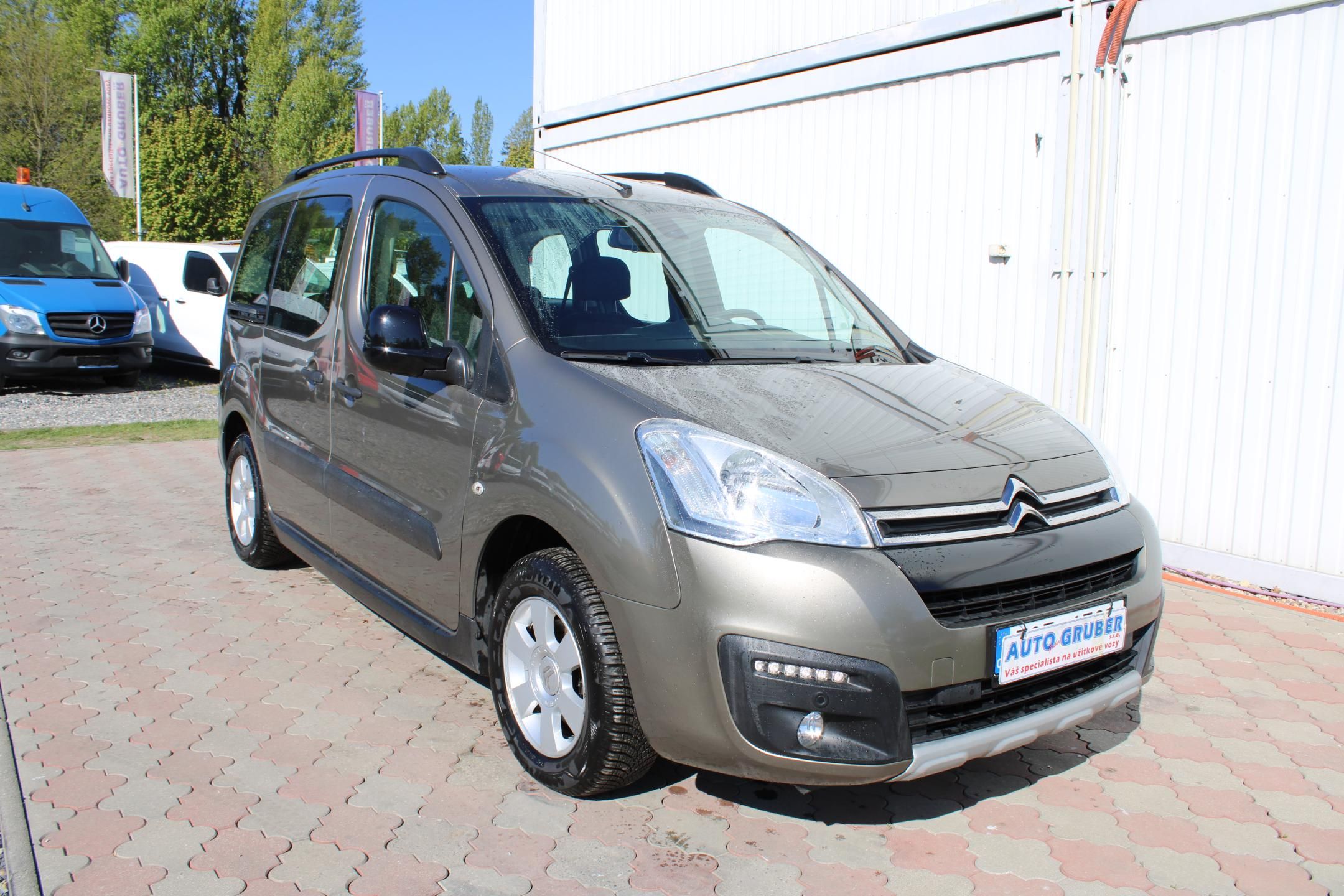 Citroën Berlingo, 1,6 HDI Multispace Automat - fotka 2