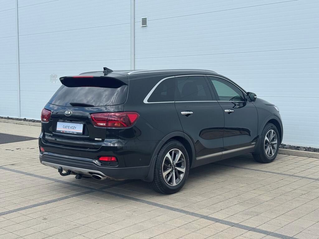 Kia Sorento, 2.2 CRDi 147 kW - fotka 5