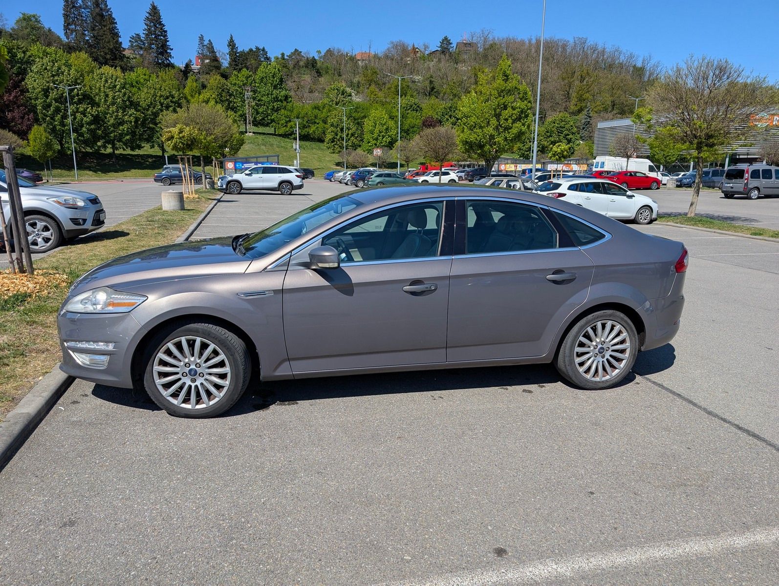 Ford Mondeo, Mondeo MK IV 2012 - fotka 3