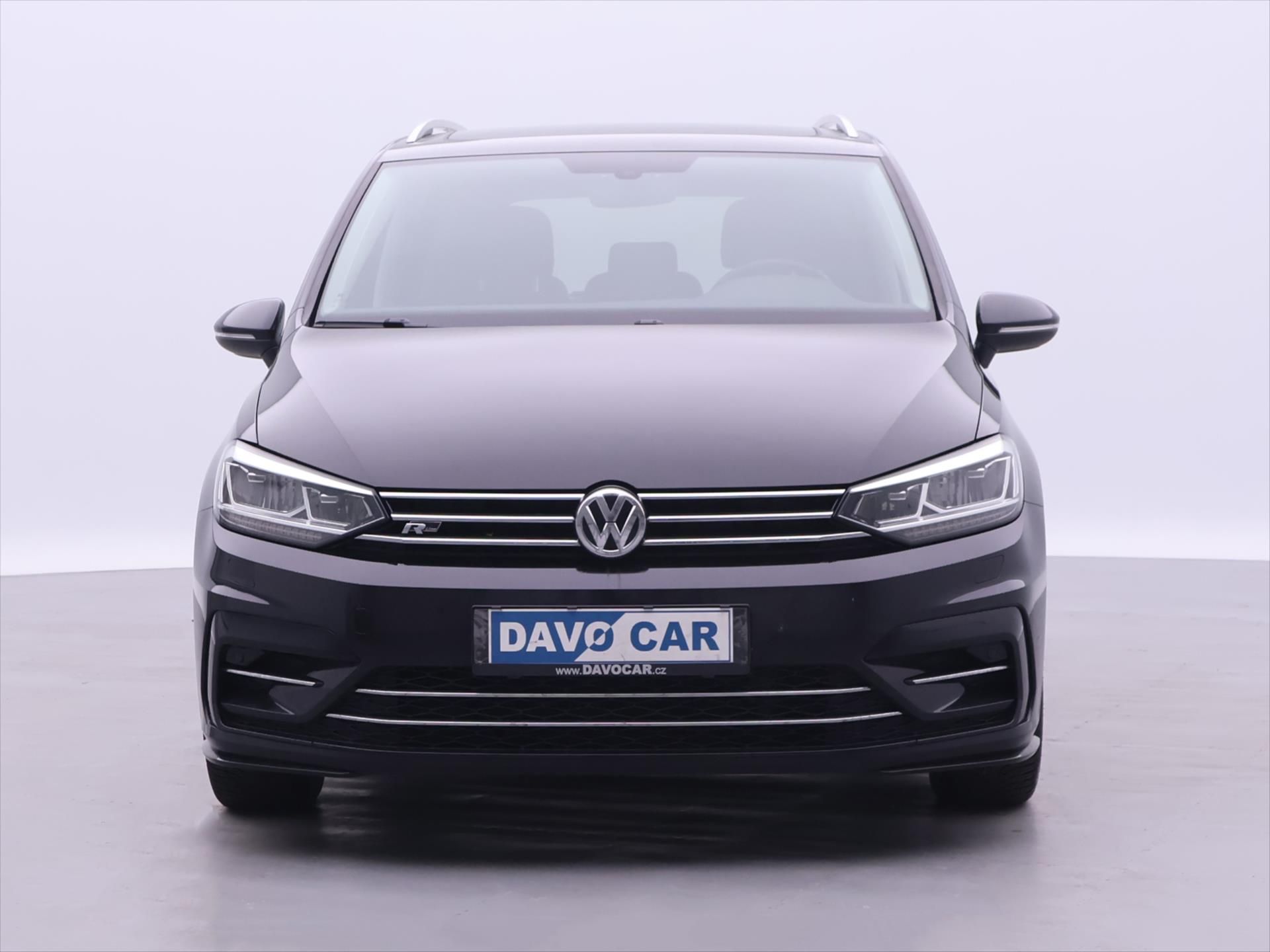 Volkswagen Touran, 1,8 TSI DSG R-line LED Panoram - fotka 2
