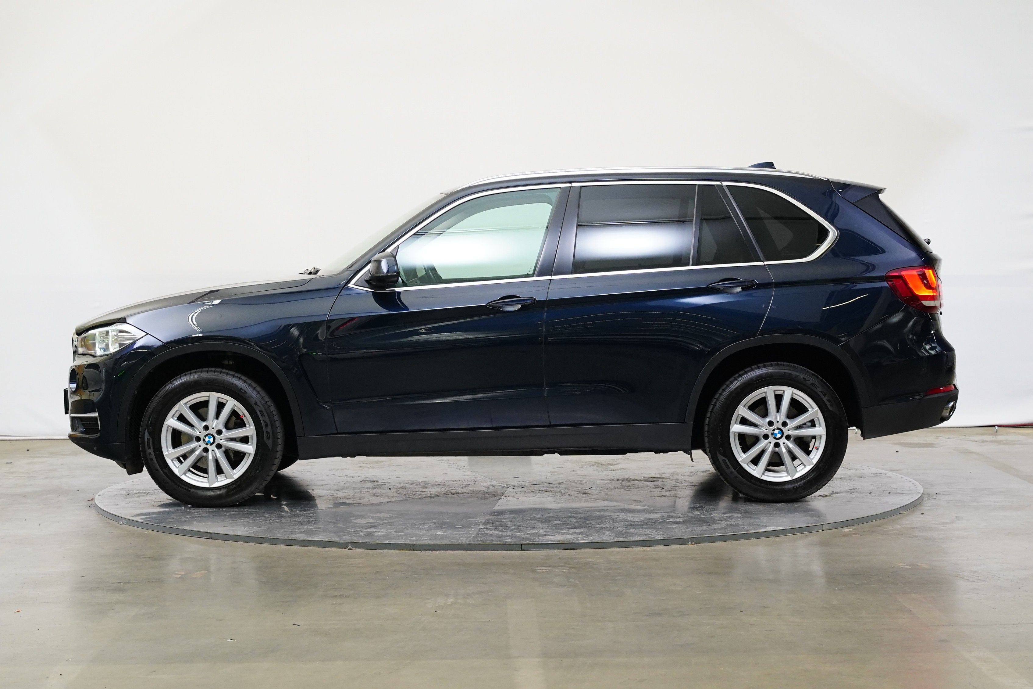 BMW X5, 25D 170 kW xDrive - fotka 3