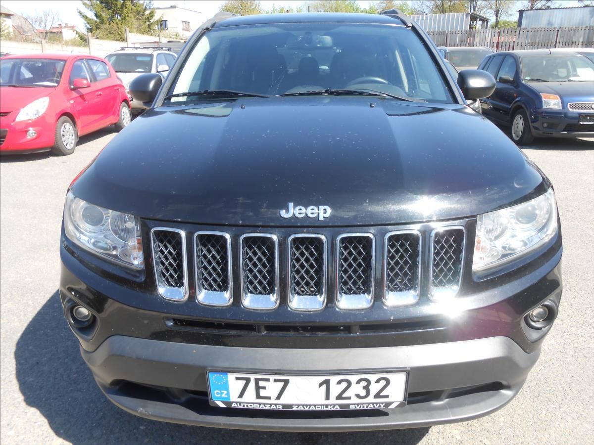 Jeep Compass, 2,2 CRD 4x4 120Kw - fotka 2