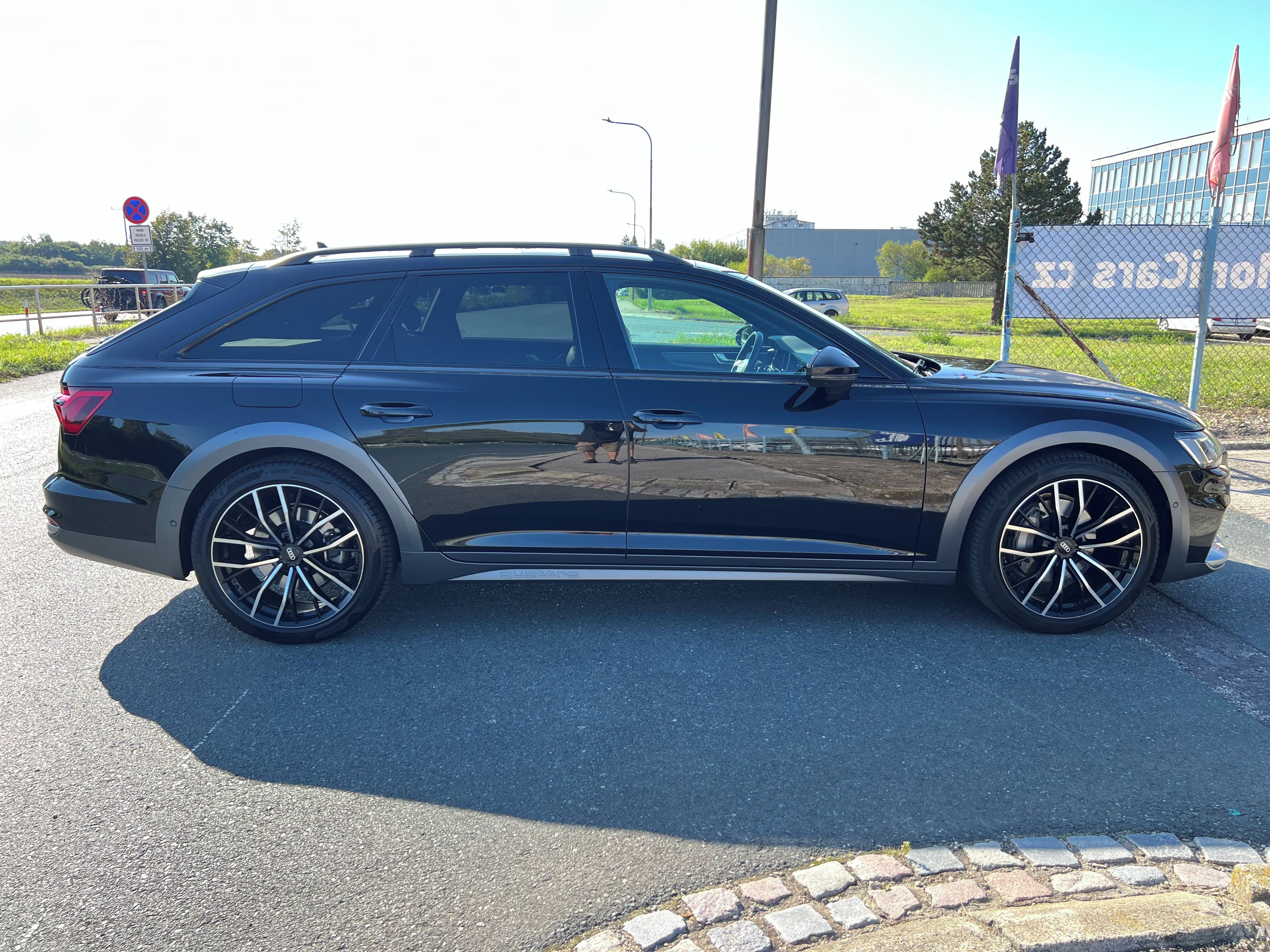 Audi A6 allroad, 3.0 TDi 180kW QUATTRO, VÝBAVA - fotka 4