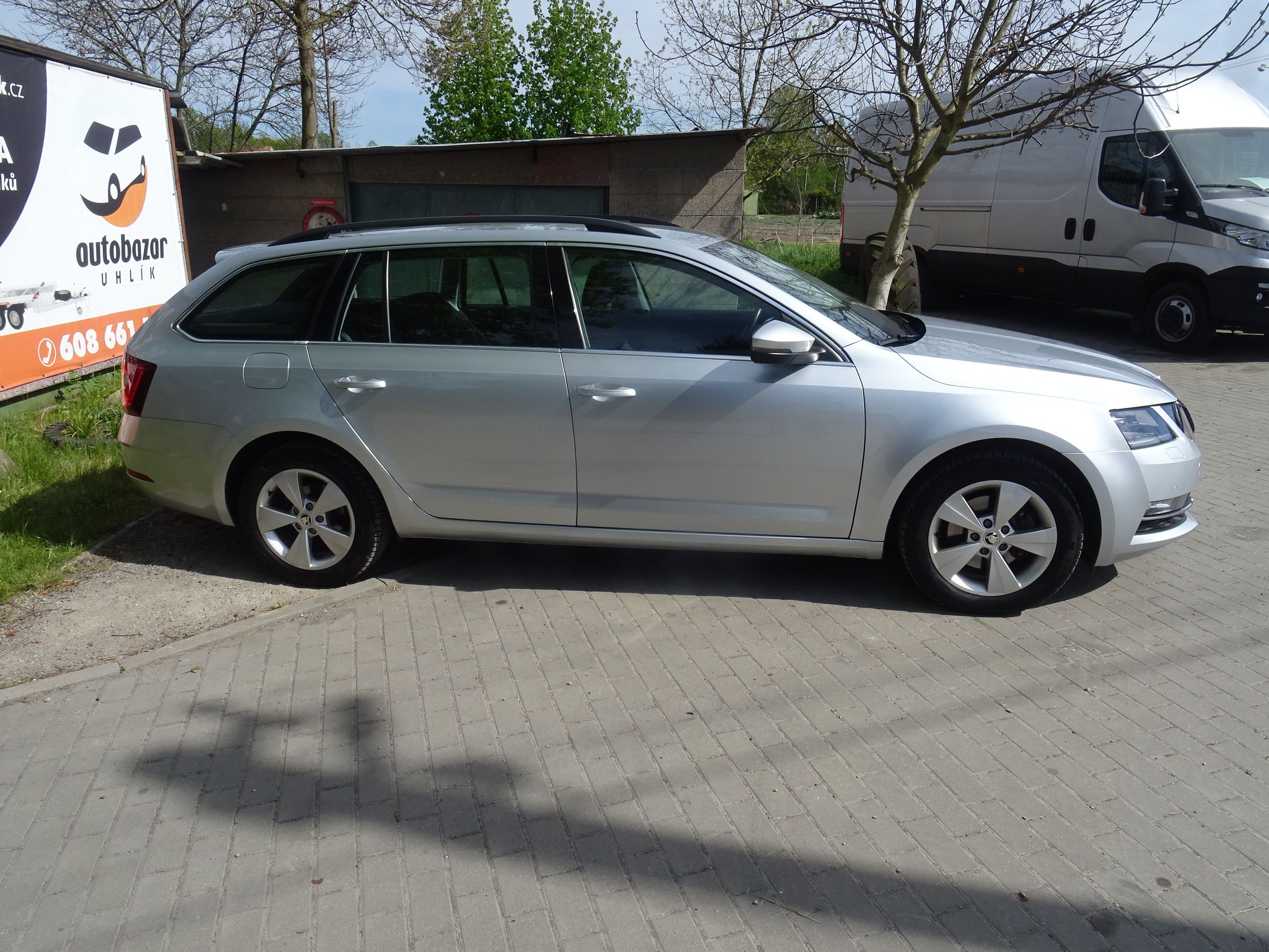 Škoda Octavia, 2.0 TDI - fotka 3