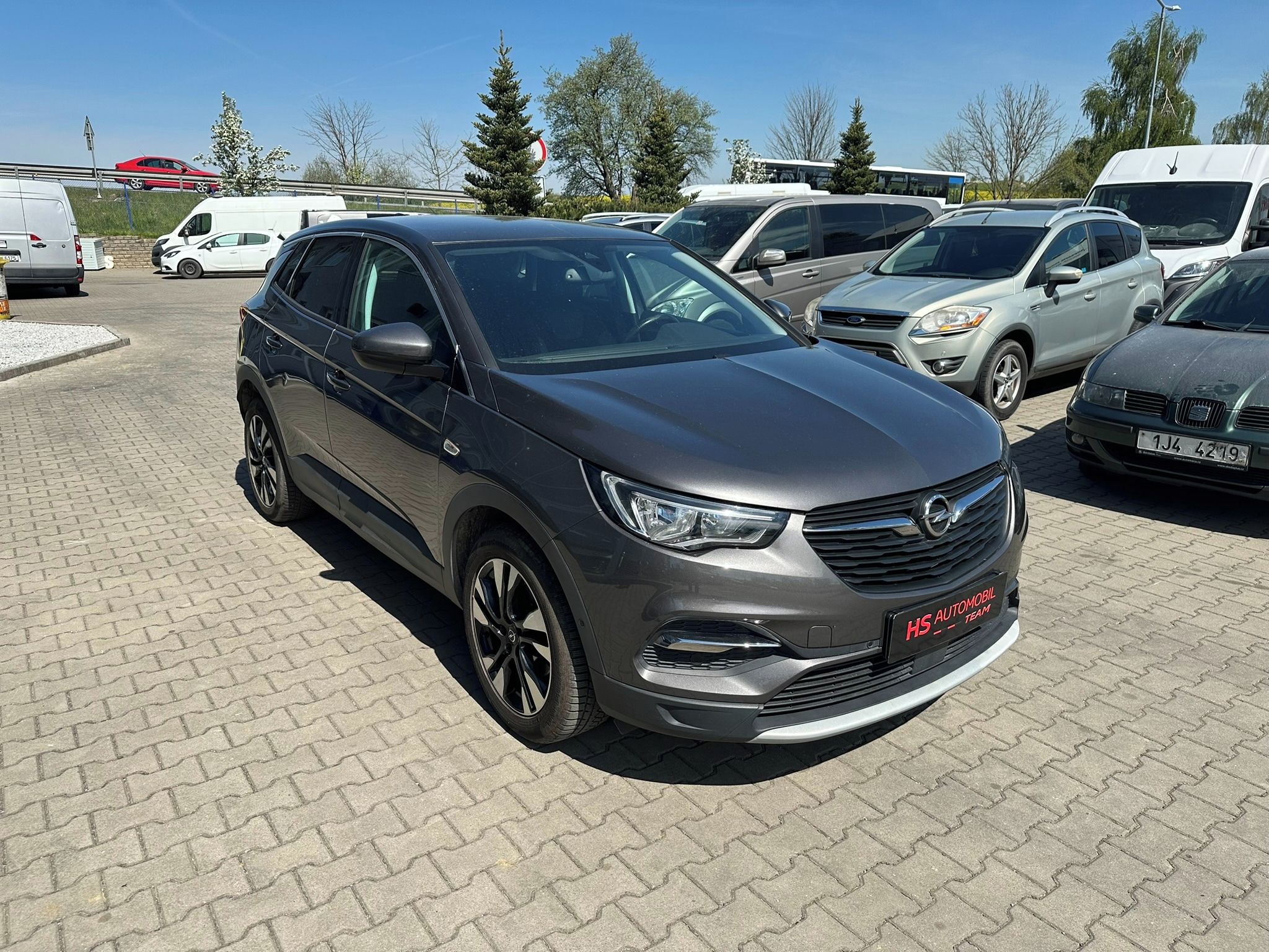 Opel Grandland X, 1,2i Turbo 96kW - fotka 5