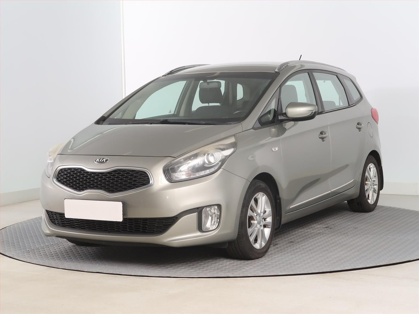 Kia Carens, 1.7 CRDi, Tempomat - fotka 2