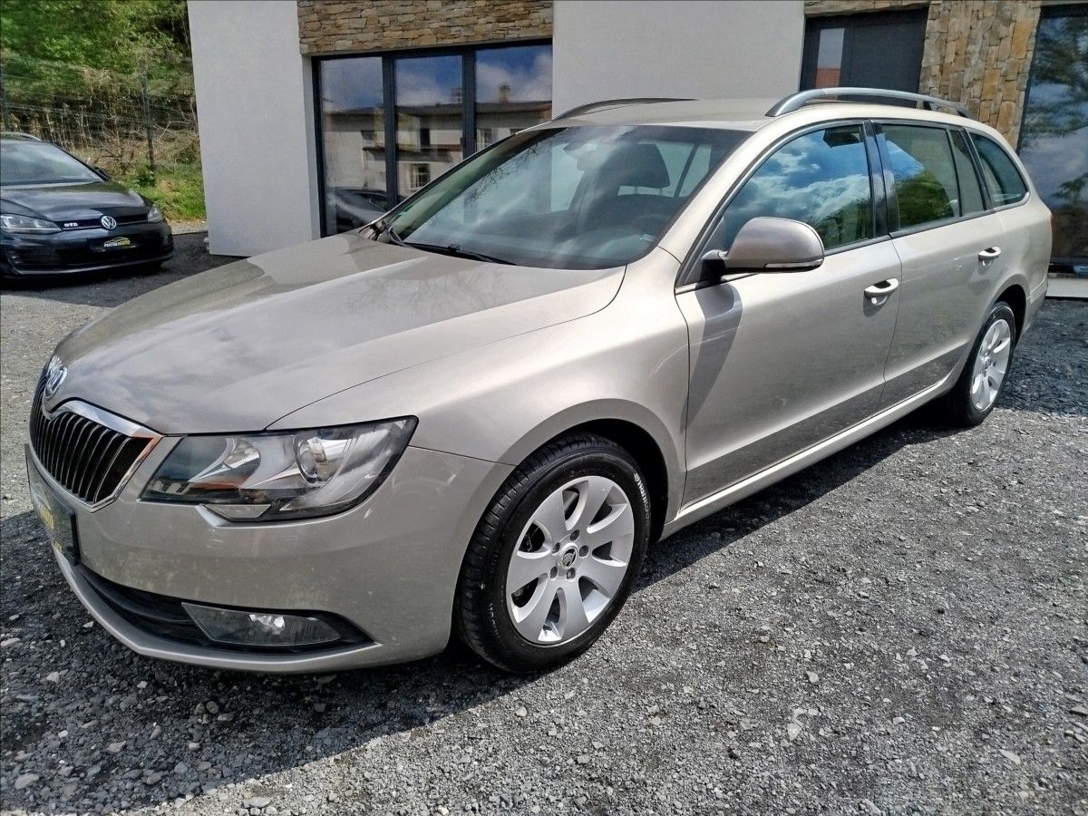 Škoda Superb, 2,0 TDi 103 kW, FACELIFT - fotka 2
