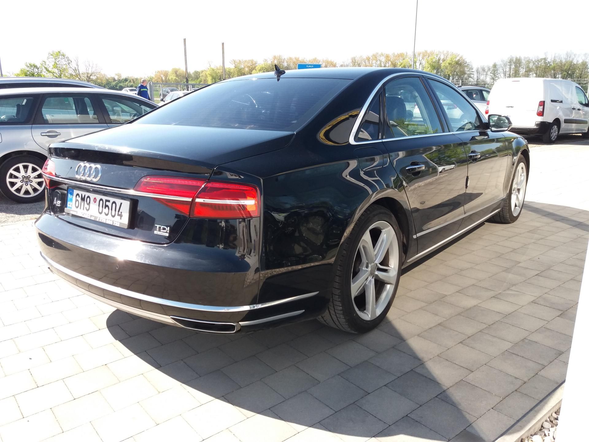 Audi A8, 3.0TDi,4X4,NAVI,XENONY! - fotka 4