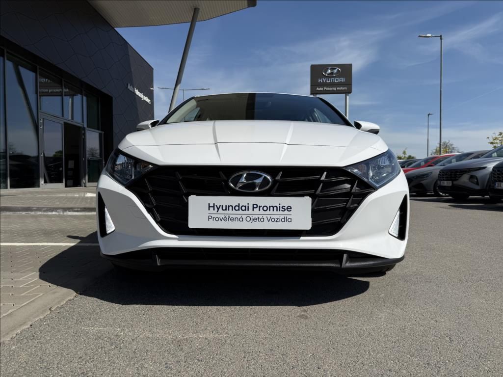 Hyundai i20, 1,2 i  Comfort Club Alu16 - fotka 5