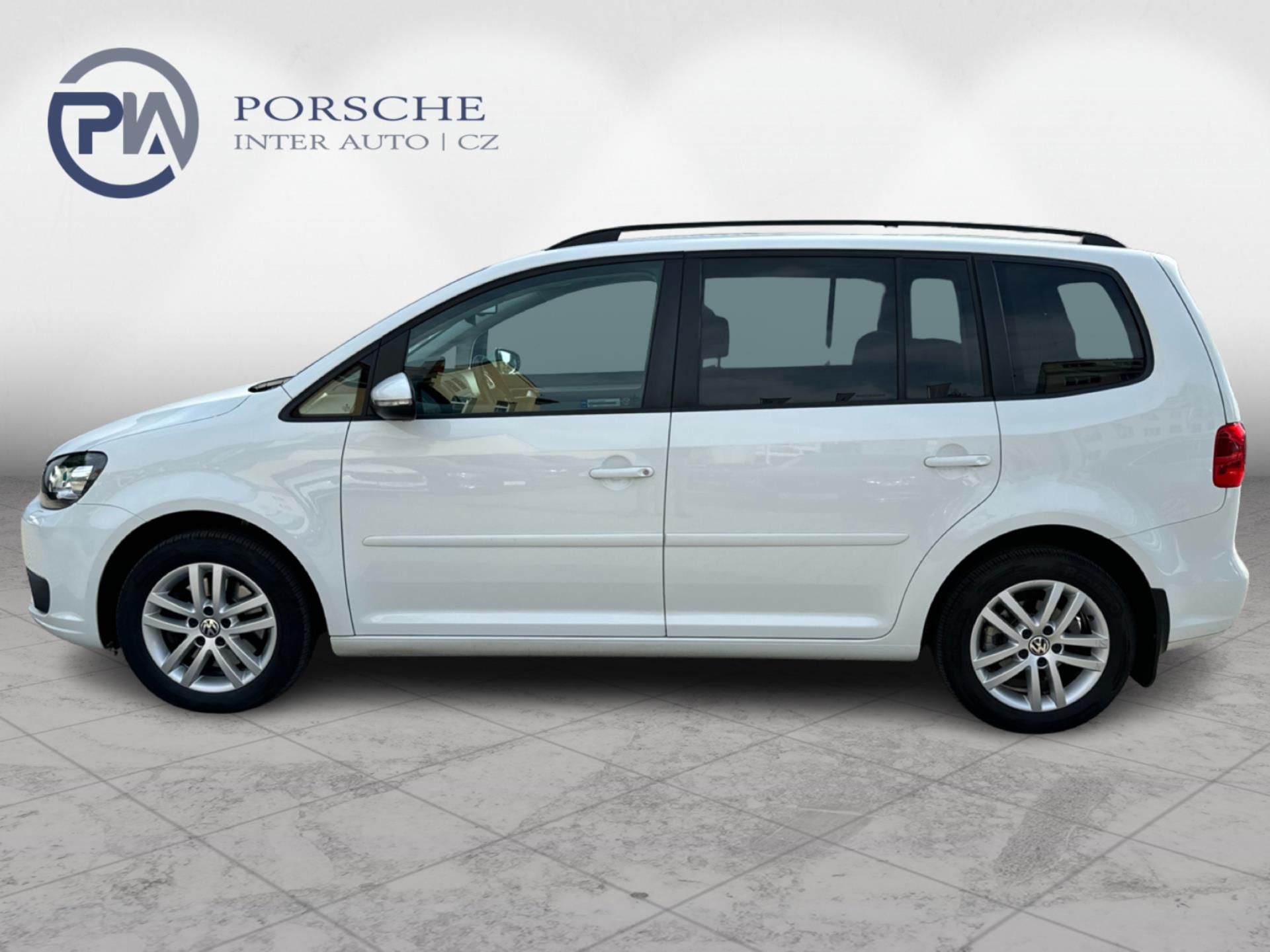 Volkswagen Touran, 2,0 TDI Comfortline - fotka 3