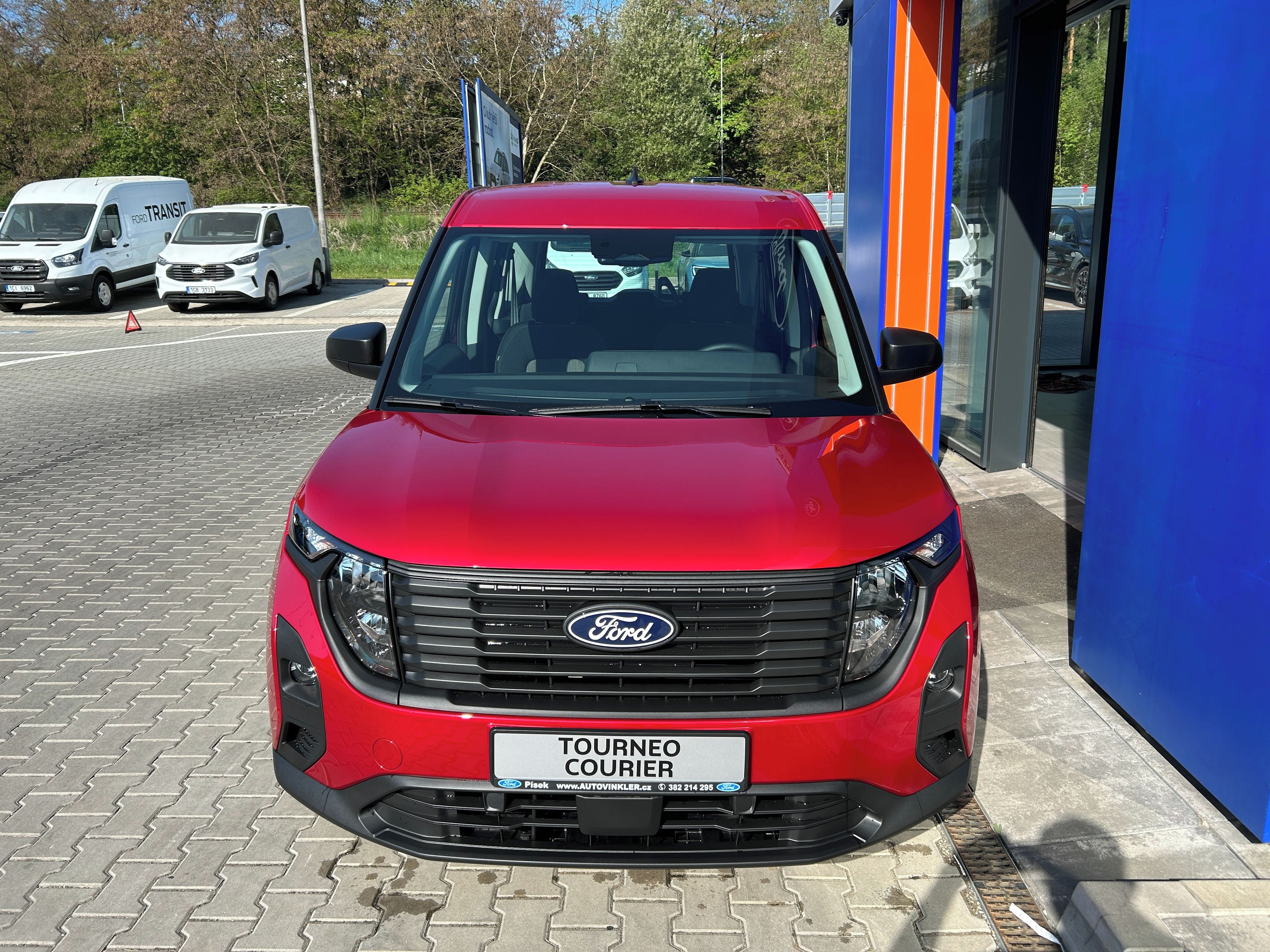 Ford Tourneo Courier, 1.0 EcoBoost 92kW Trend L1 - fotka 2
