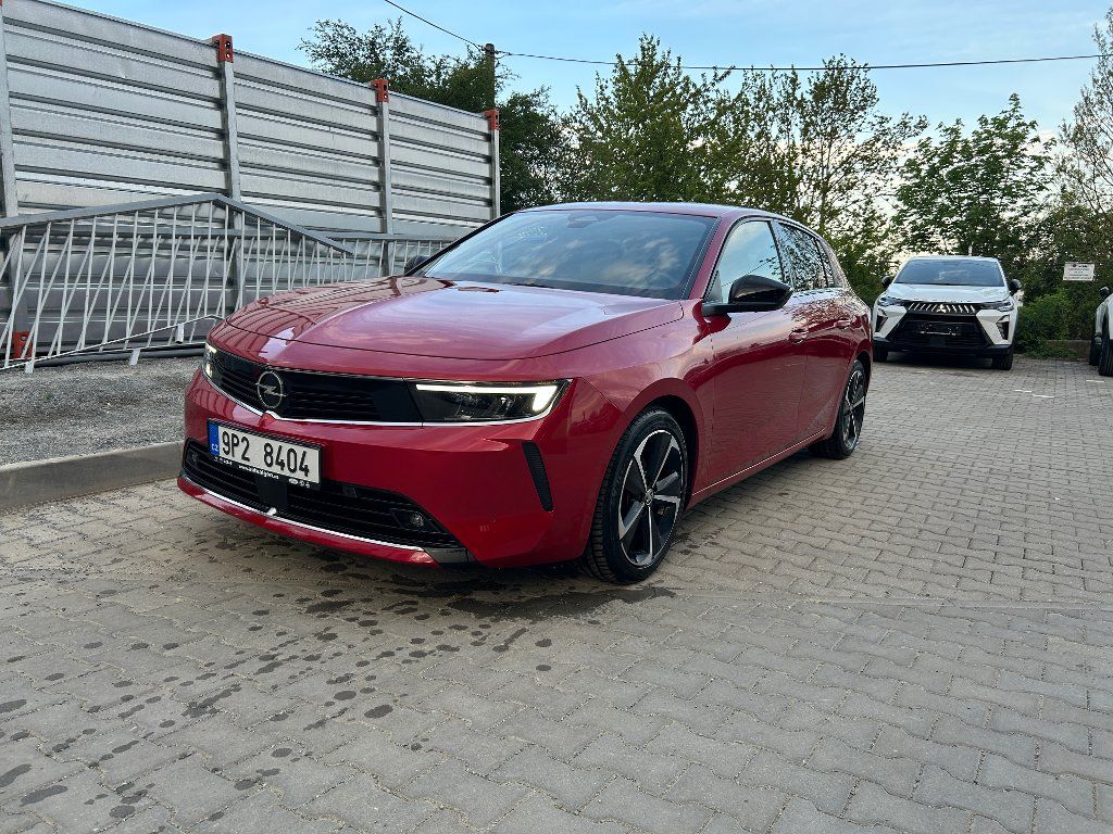 Opel Astra, Elegance 1,2 Turbo 96kW AT8