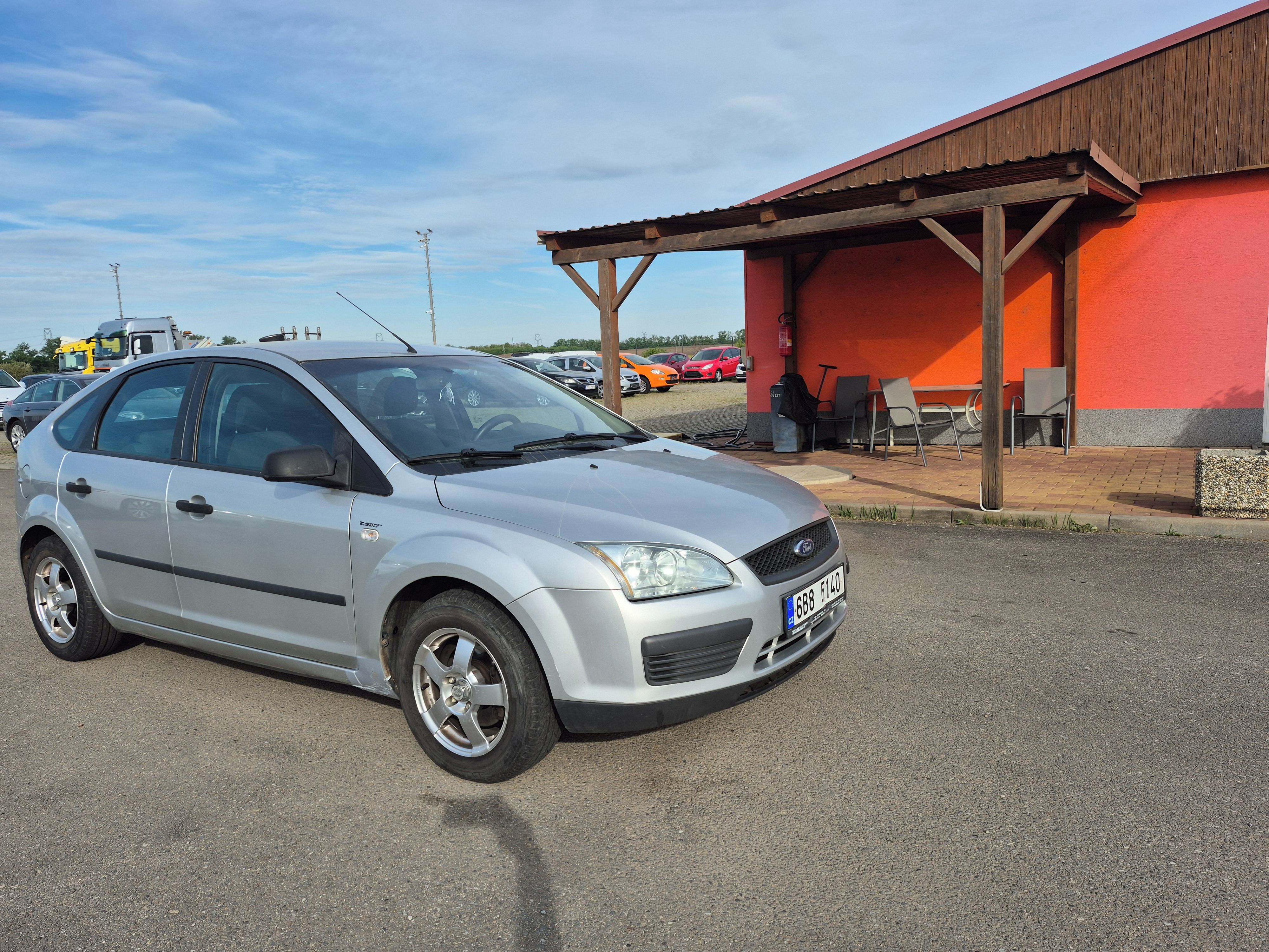 Ford Focus, 1,6TDCI, 80kW, klima - fotka 3