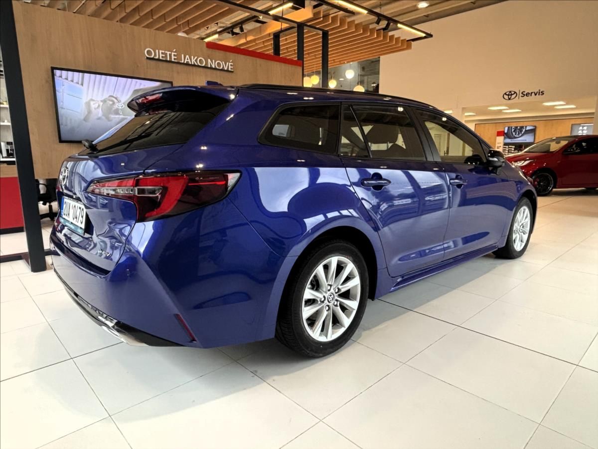 Toyota Corolla, 1,8   TS Comfort Tech HEV - fotka 5