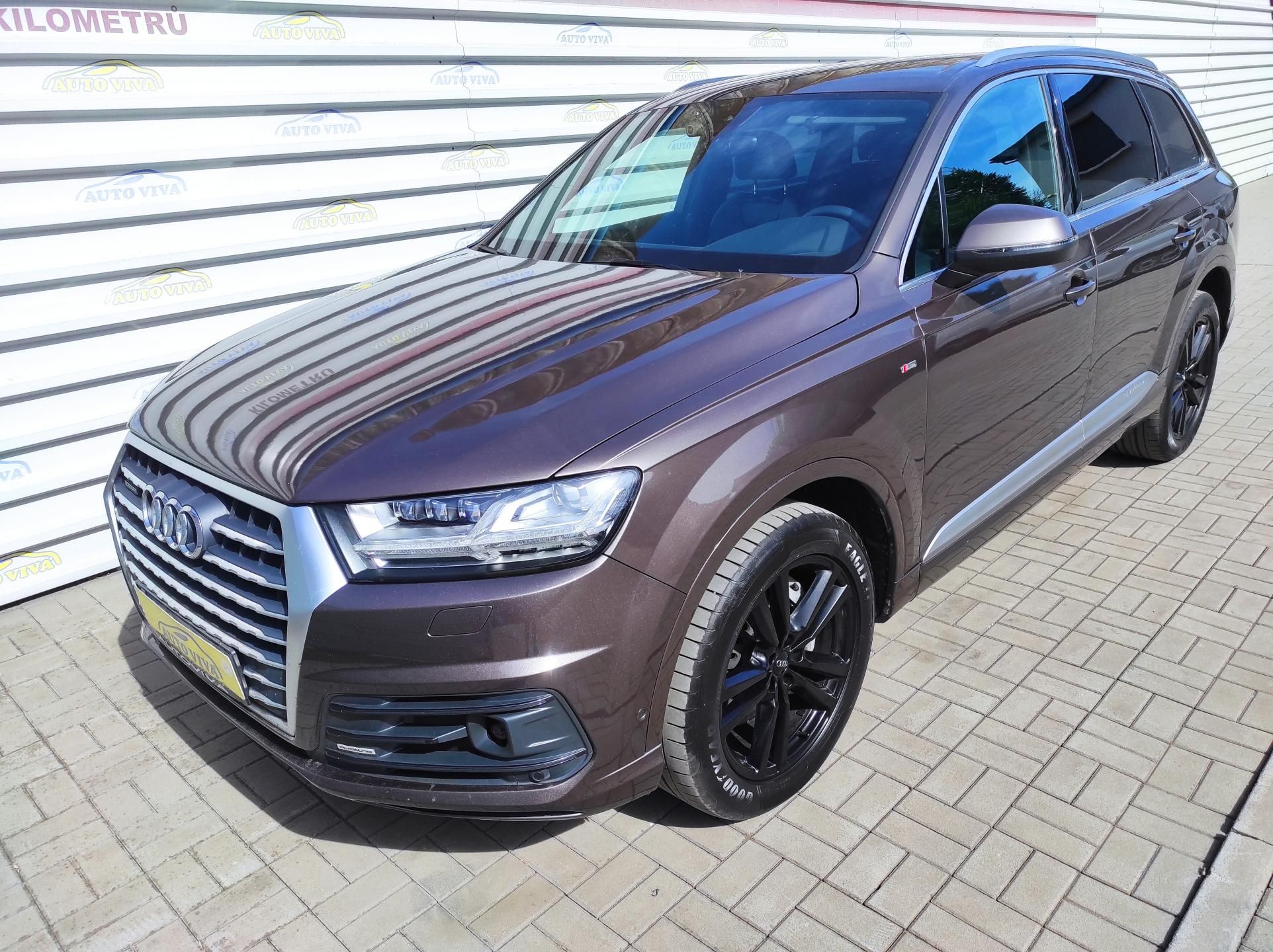 Audi Q7, 3,0TDi 4x4,Sline,7 míst,Tažné - fotka 6