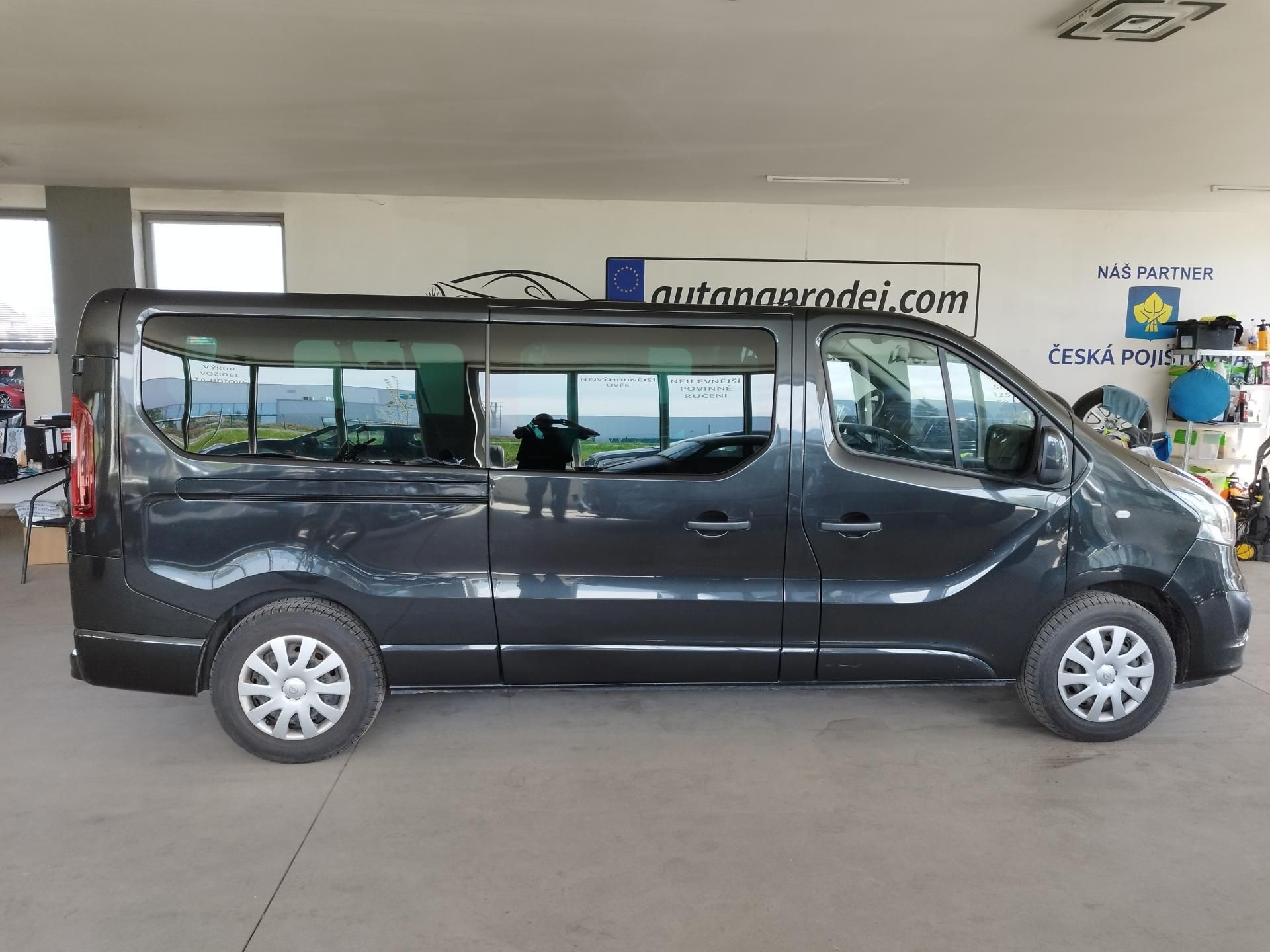 Opel Vivaro, 1,6CDTI,89KW,LONG,9MÍST,TAŽNÝ - fotka 5