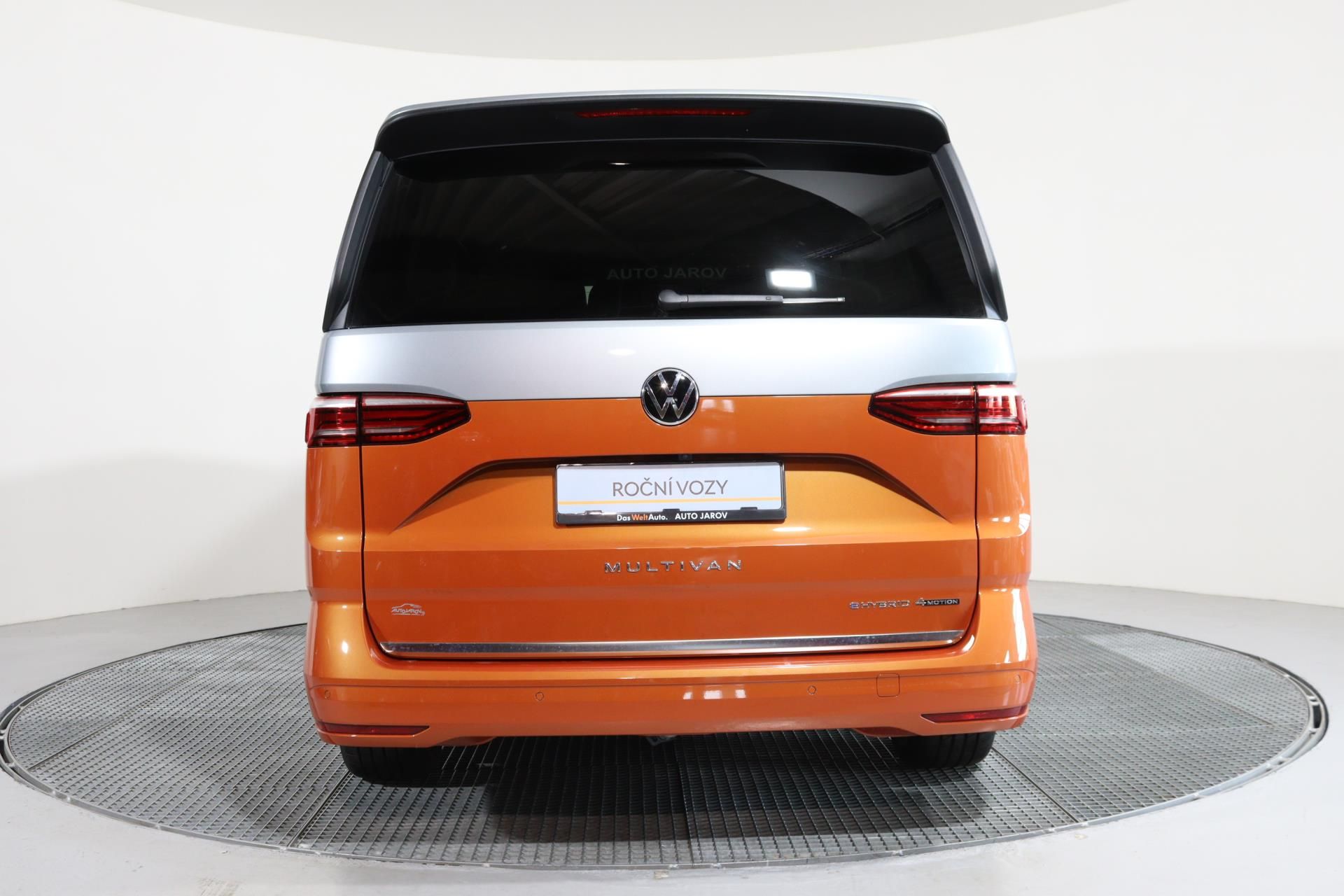 Volkswagen Multivan, LONG STYLE 1,5 eTSI HYBRID 4X4 - fotka 6