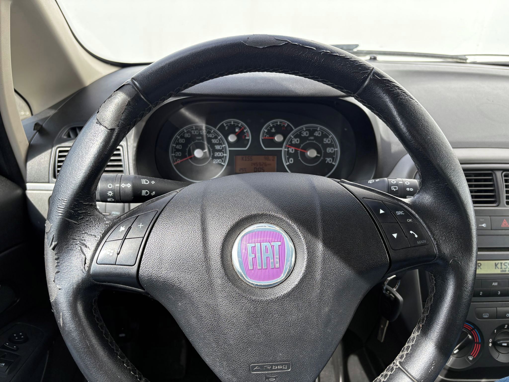 Fiat Punto, 1.4i, 57kW, Klima - fotka 6