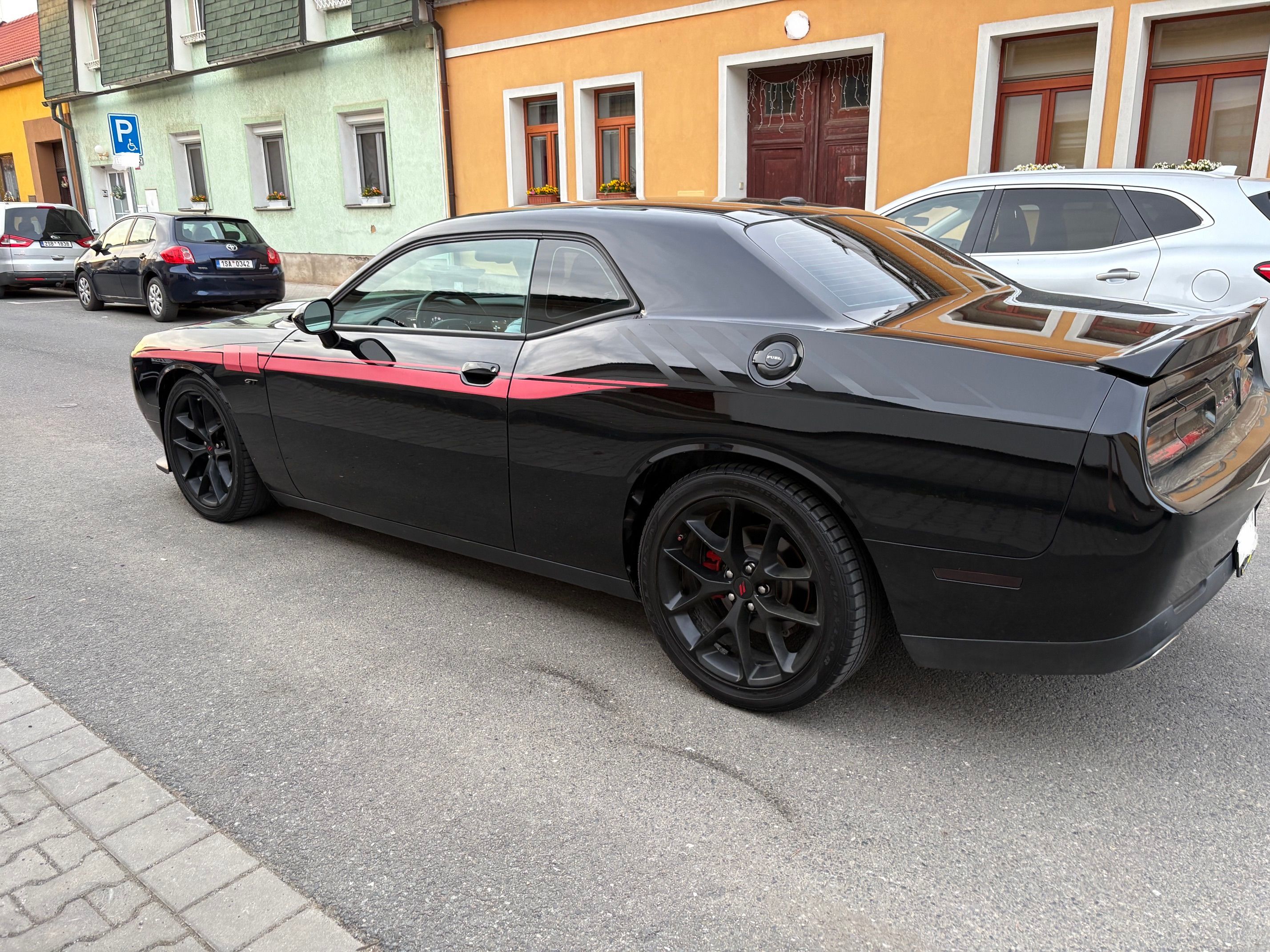 Dodge Challenger, 3.6 cvvt GT pentastar - fotka 6