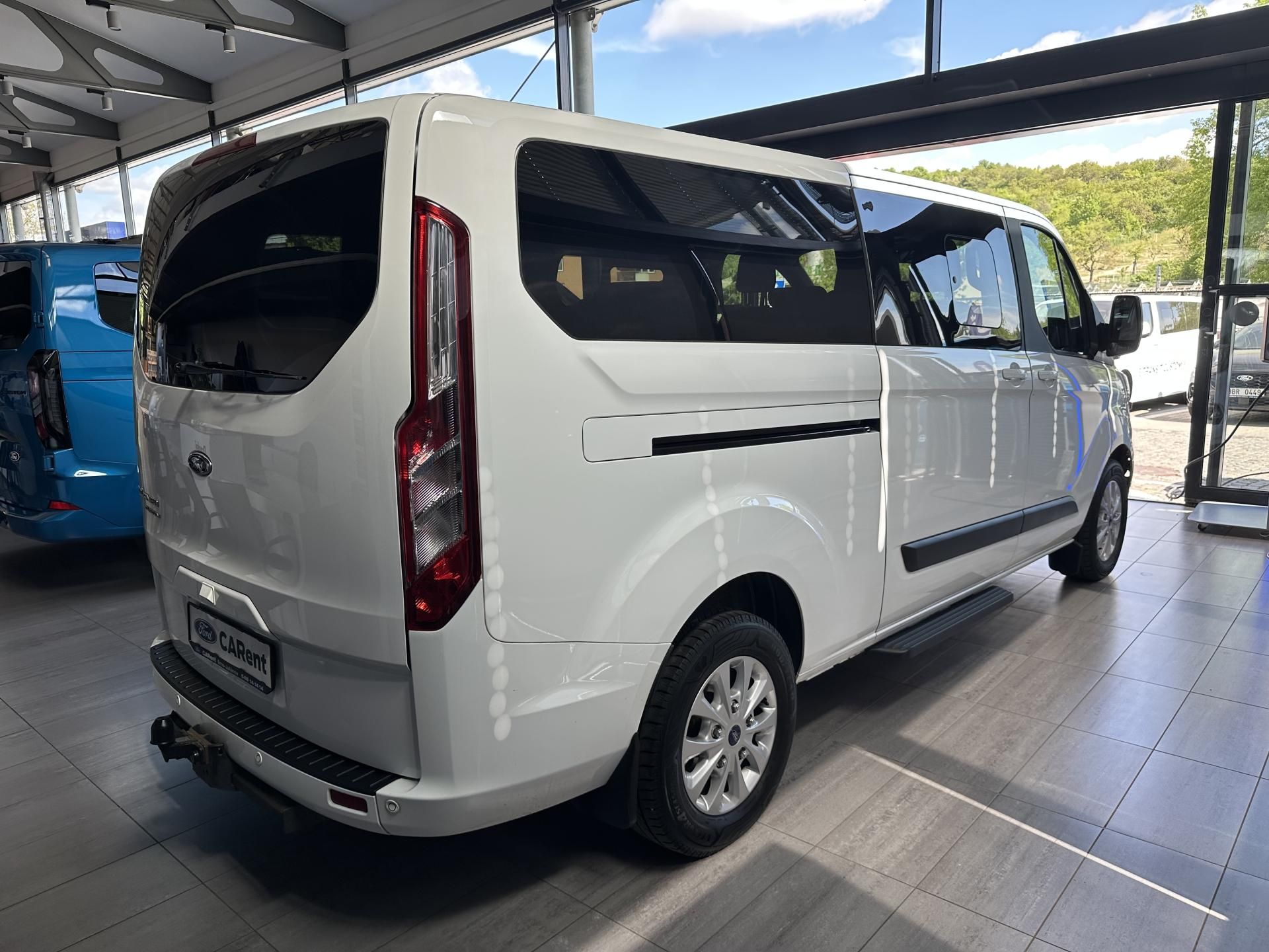 Ford Tourneo Custom, Trend 320 L2 2.0 EB 130k - fotka 4