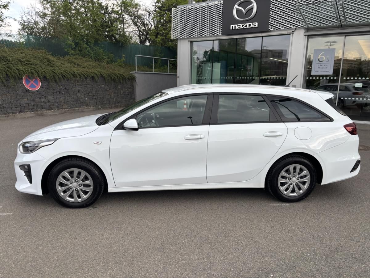 Kia Cee´d, 1,4 TGDi 103kW Fresh ZÁRUKA - fotka 2