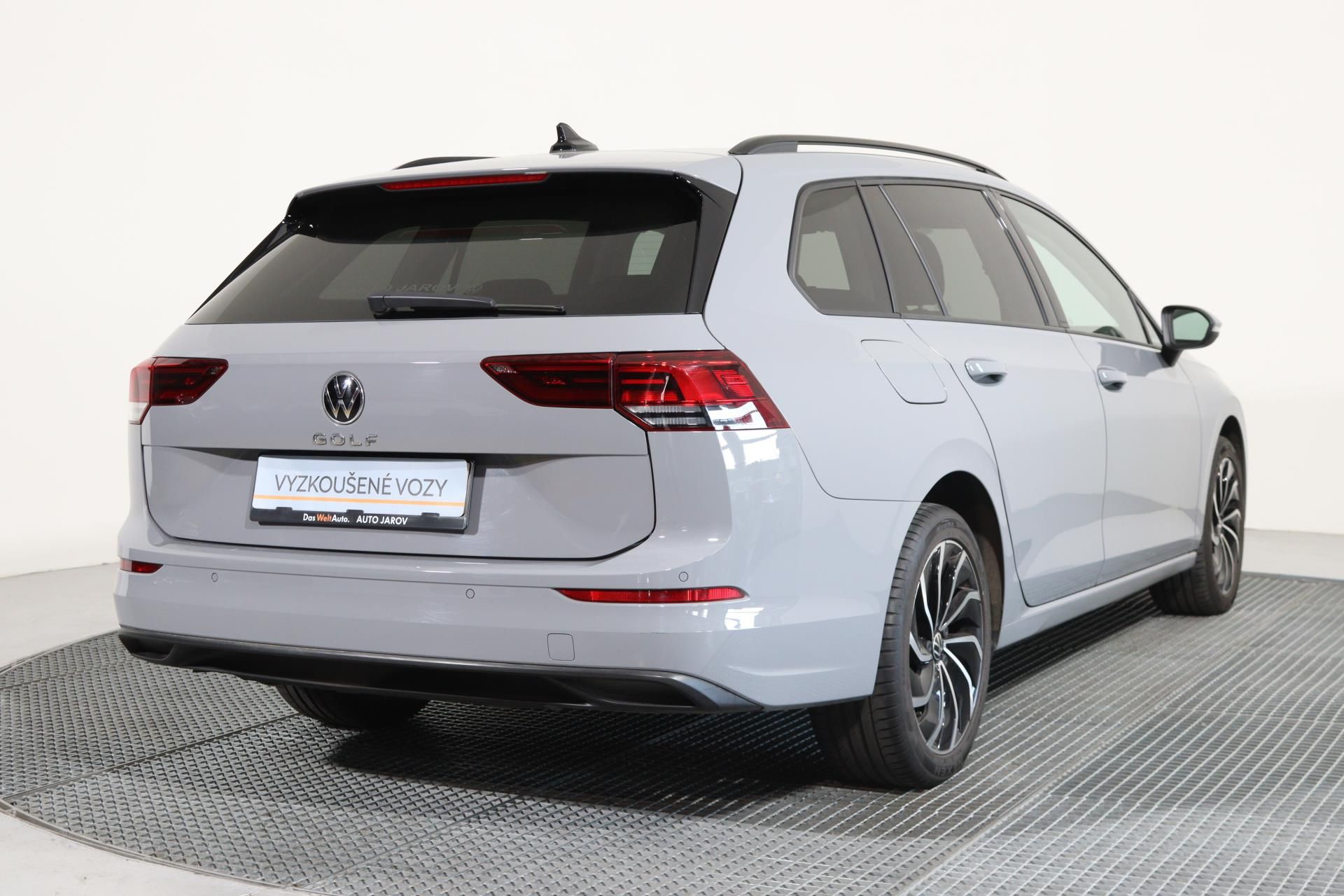 Volkswagen Golf Variant, Life 1,5 TSI 96kW - fotka 2