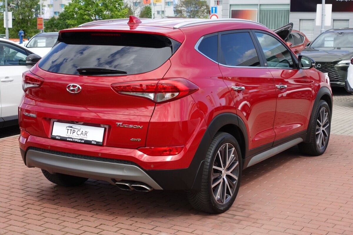 Hyundai Tucson, 2,0 CRDi Style Plus 4x4 A/T - fotka 4