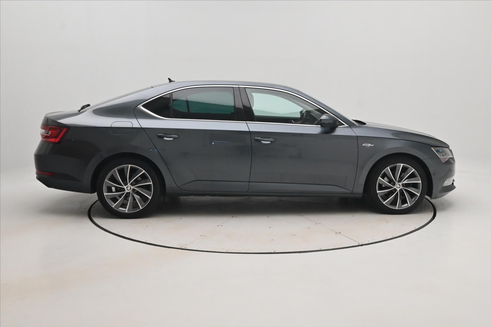 Škoda Superb, 2,0 TDI 140 kW DSG L&K Záruka - fotka 4