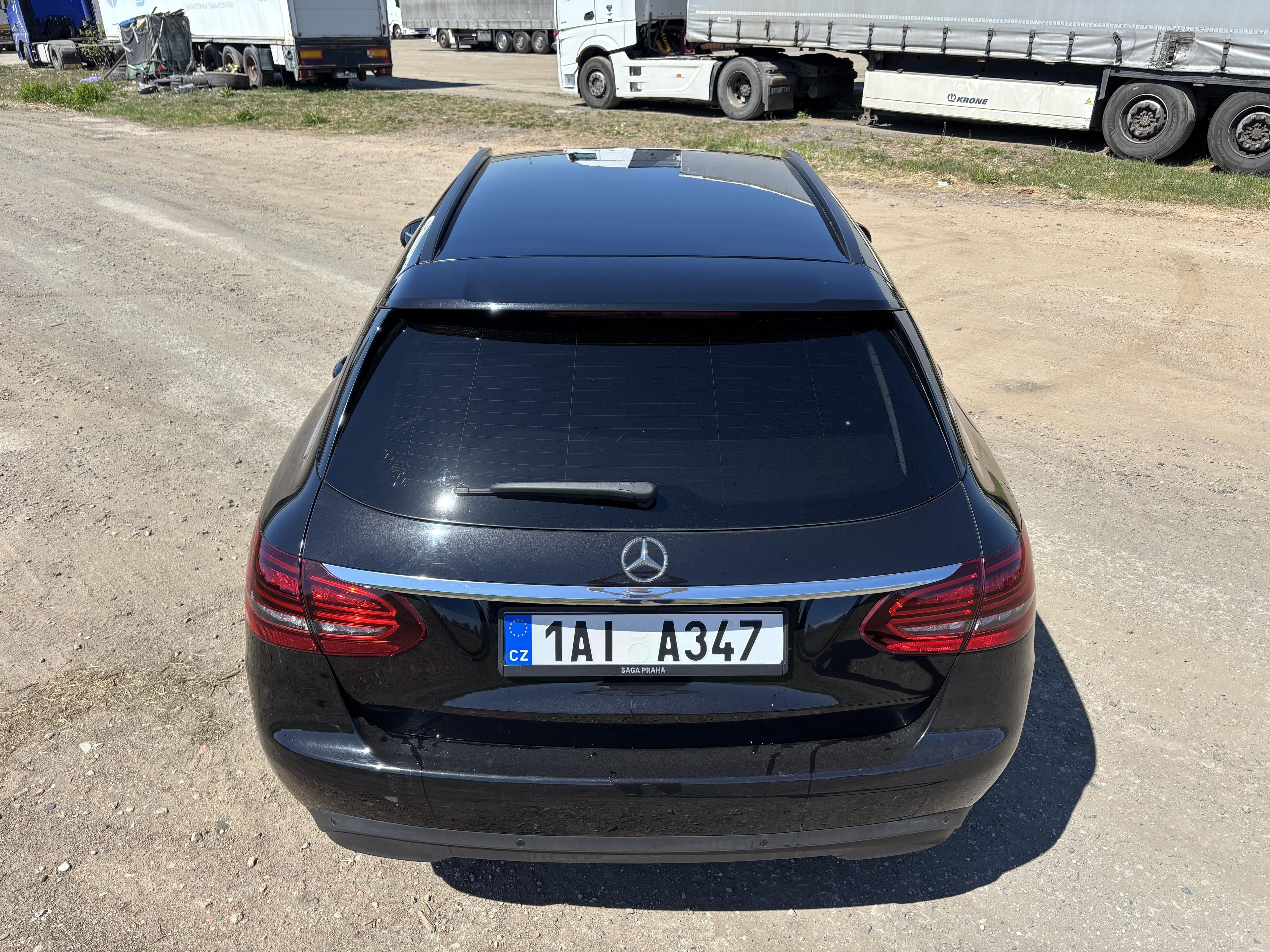 Mercedes-Benz Třídy C, 220d Full LED 143kw 9G - fotka 4