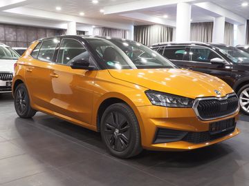 1.0 MPI 59kW Oranžová Phoenix