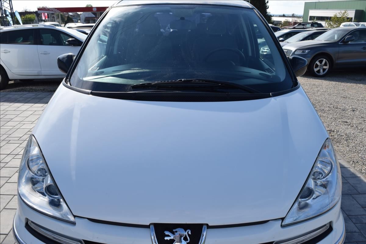 Peugeot 807, 2,0 HDI 100KW 7MÍST PO STK - fotka 3