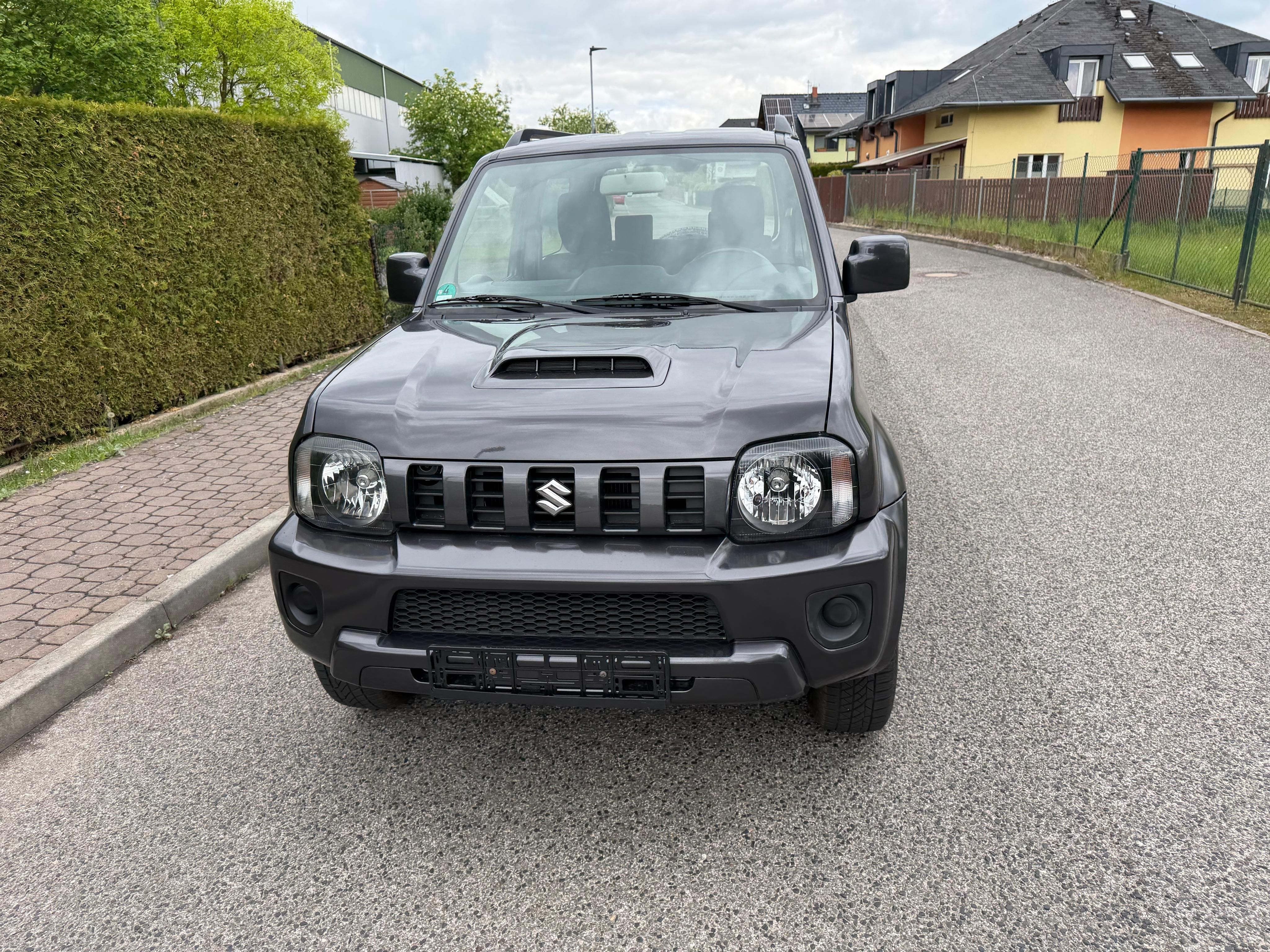 Suzuki Jimny, 1,3i 4x4 Tažné , 1 Majitel - fotka 2