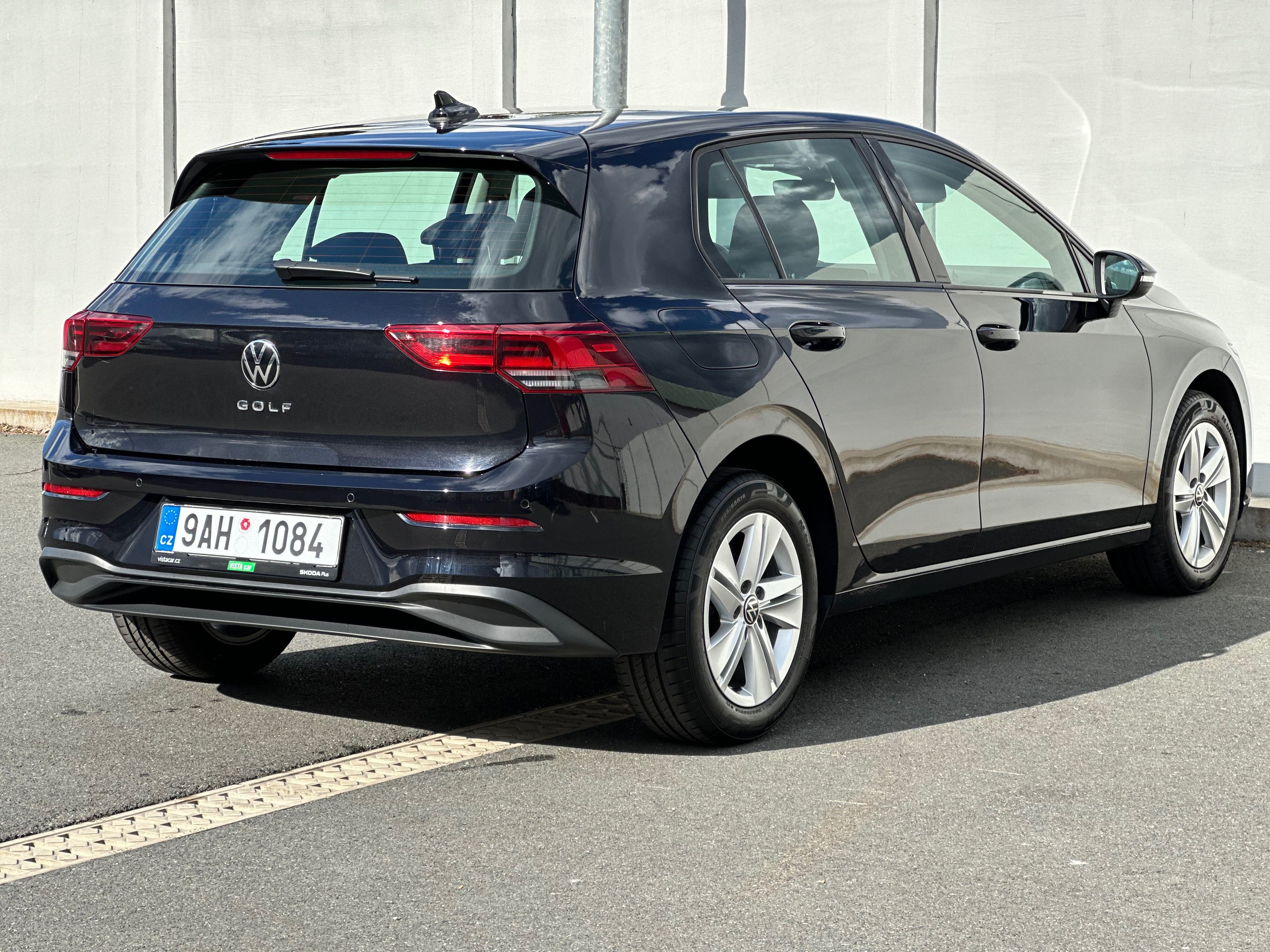 Volkswagen Golf, 1.0 TSI 81 kW Life CZ DPH - fotka 3