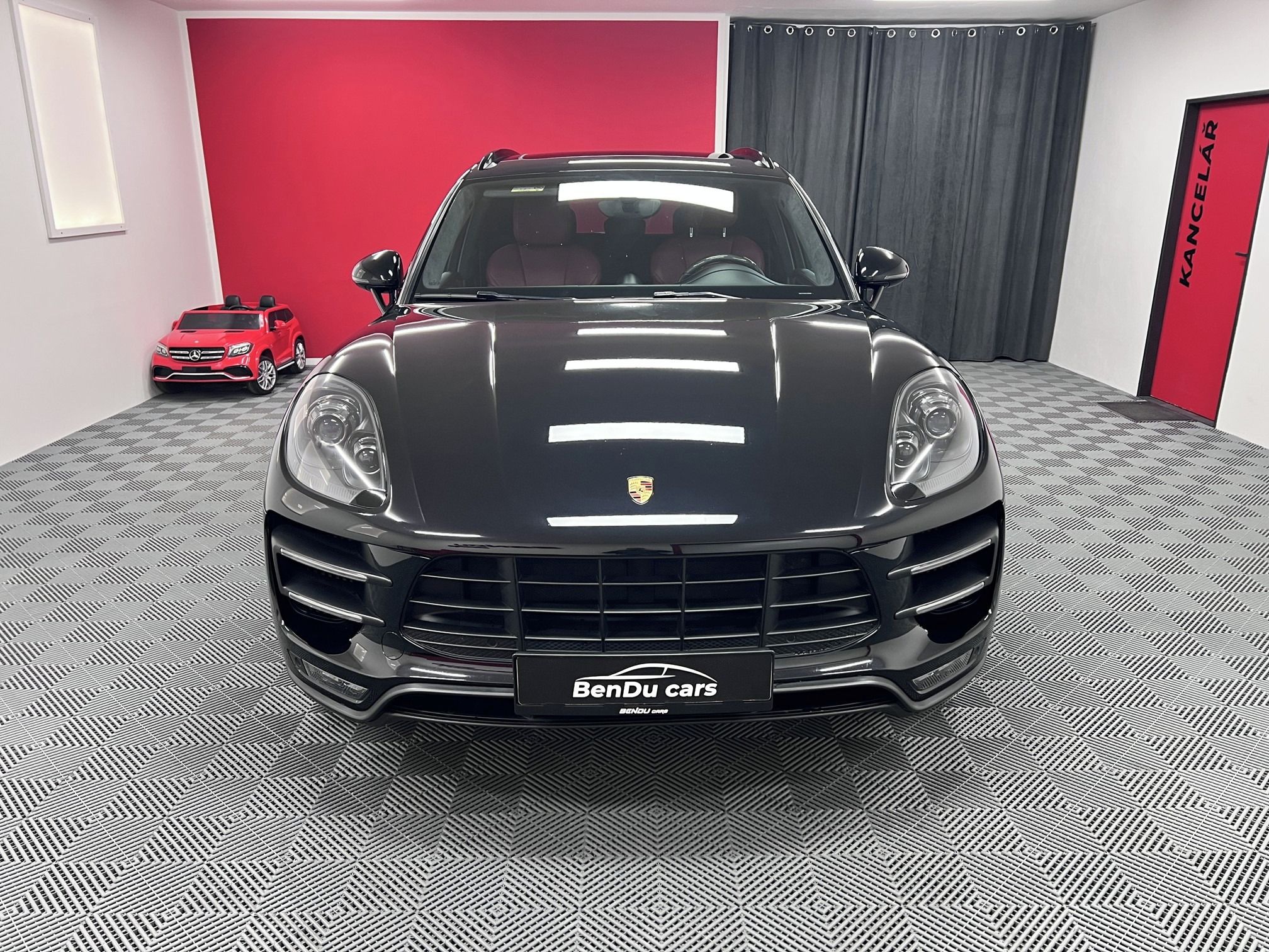 Porsche Macan, Turbo 3,6 294 kW původ ČR - fotka 3